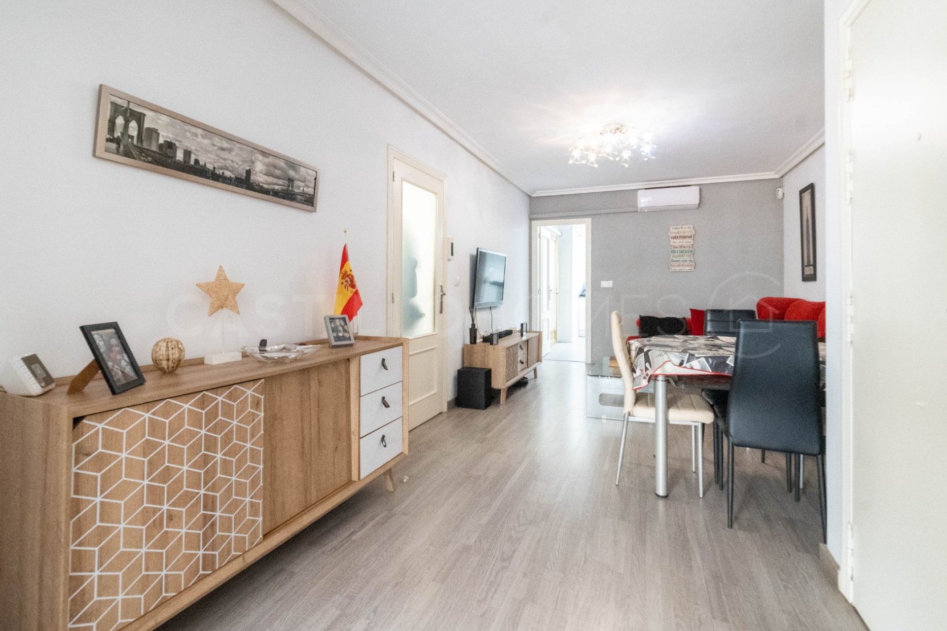 Resale - Apartment / flat - Torrevieja - El Acequión - Los Náufragos
