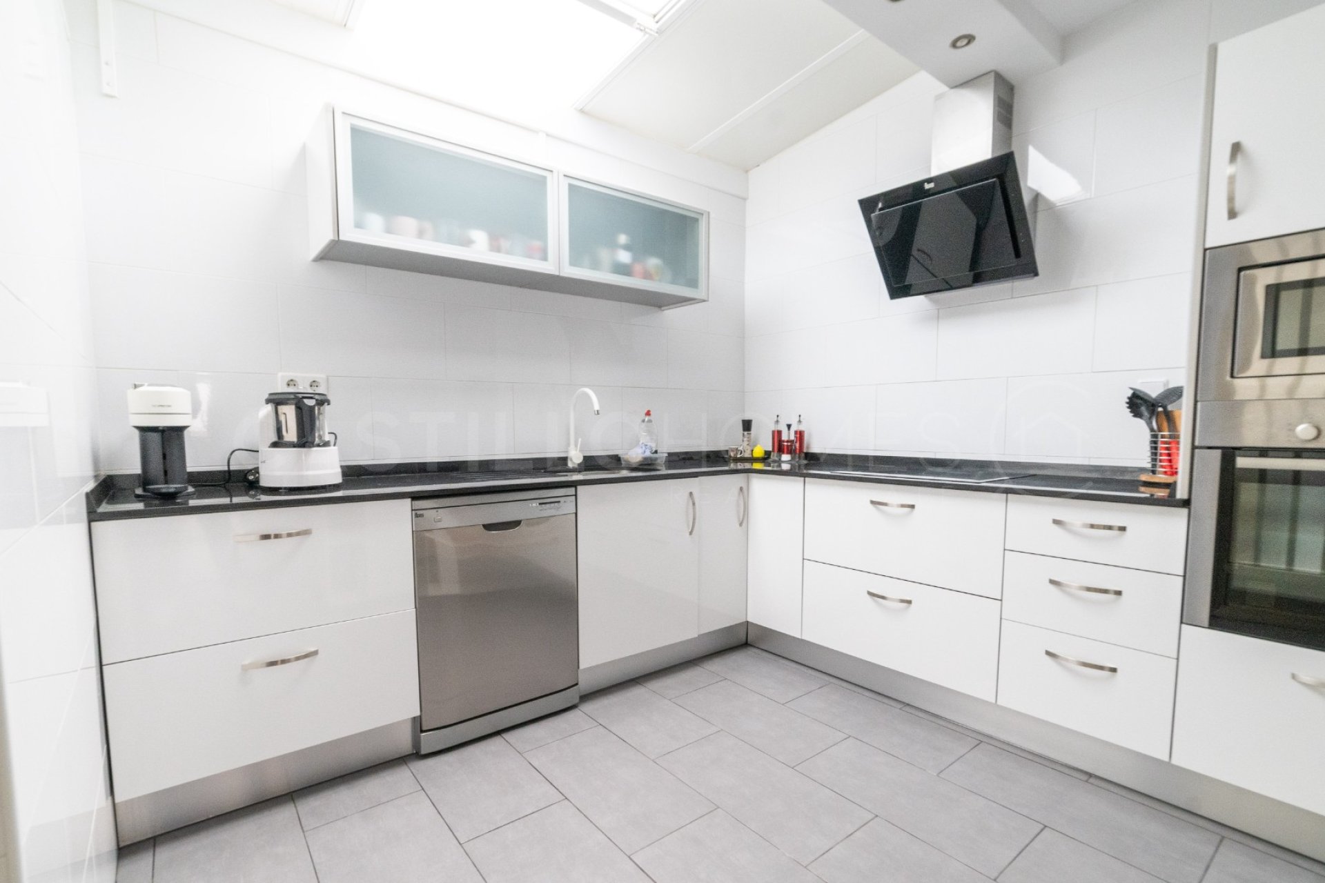 Resale - Apartment / flat - Torrevieja - El Acequión - Los Náufragos