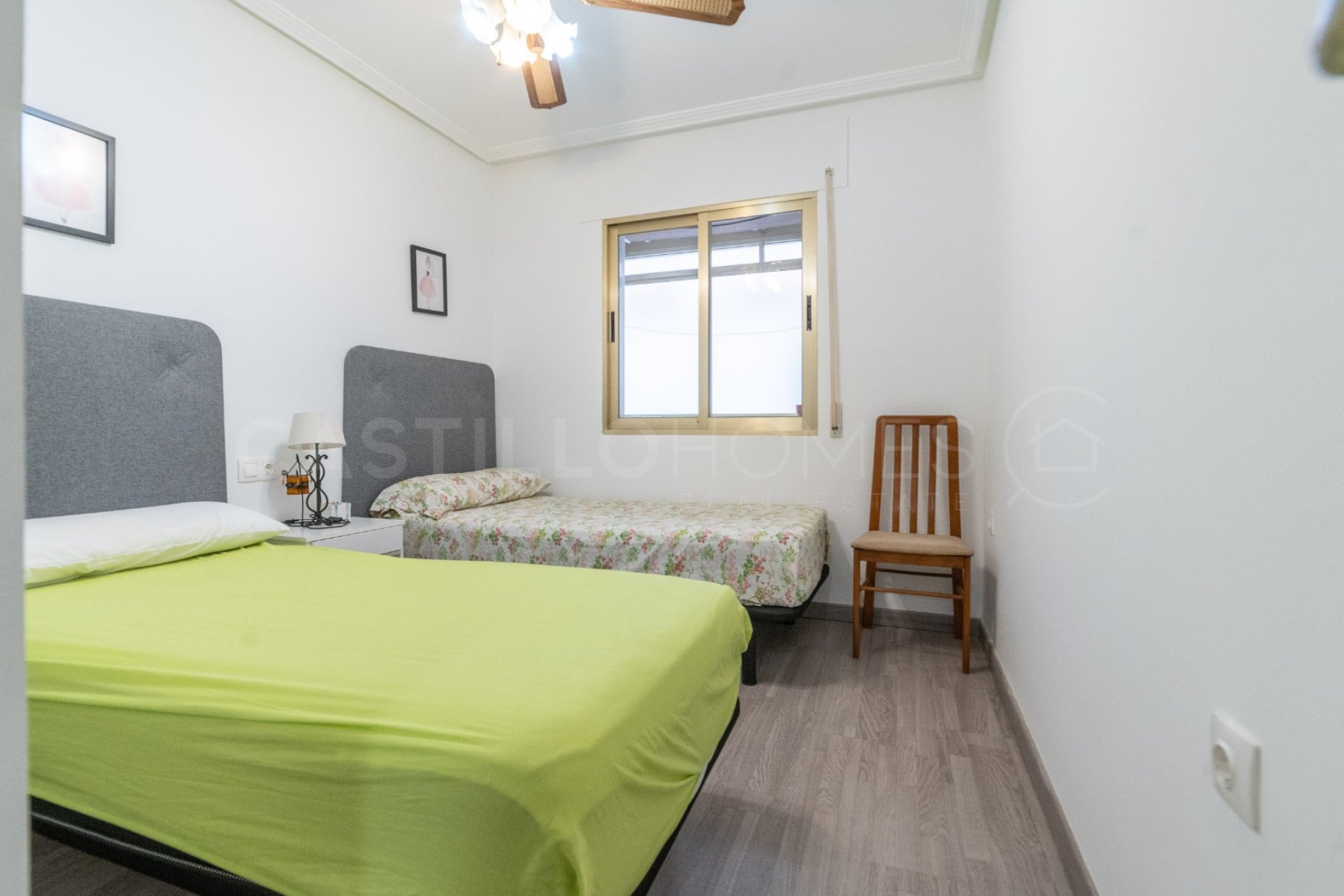 Resale - Apartment / flat - Torrevieja - El Acequión - Los Náufragos