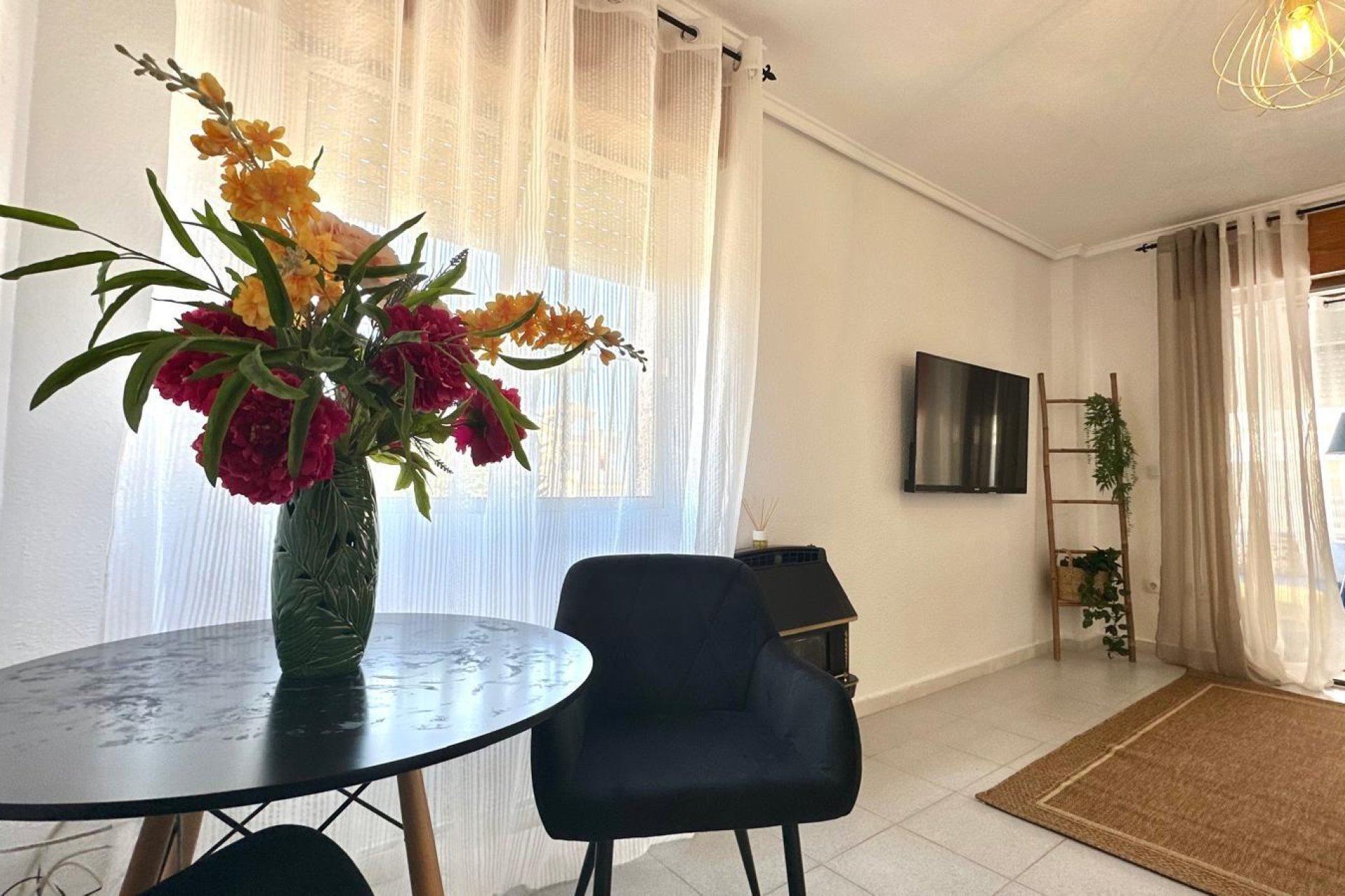 Resale - Apartment / flat - Torrevieja - El Chaparral