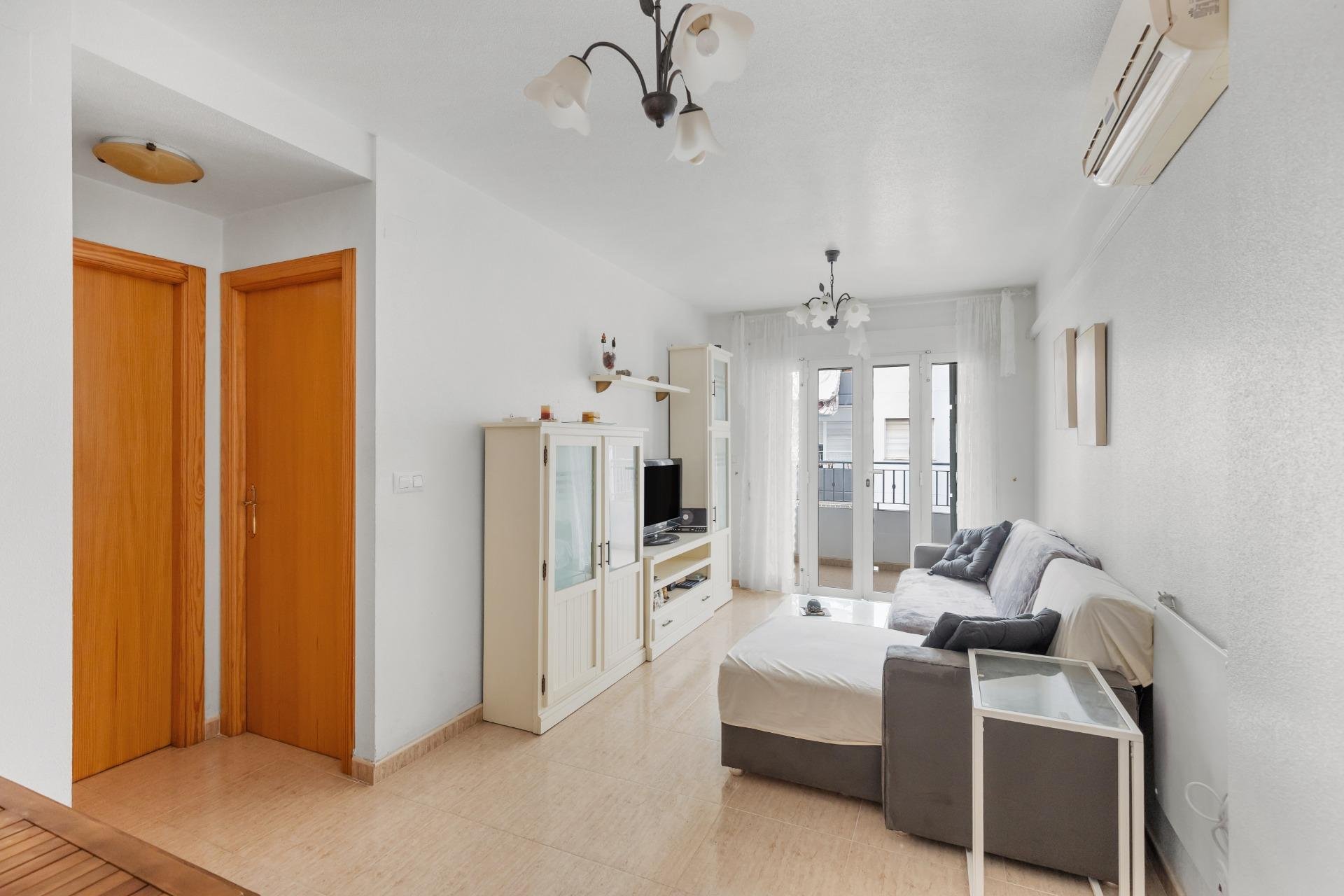 Resale - Apartment / flat - Torrevieja - El Molino