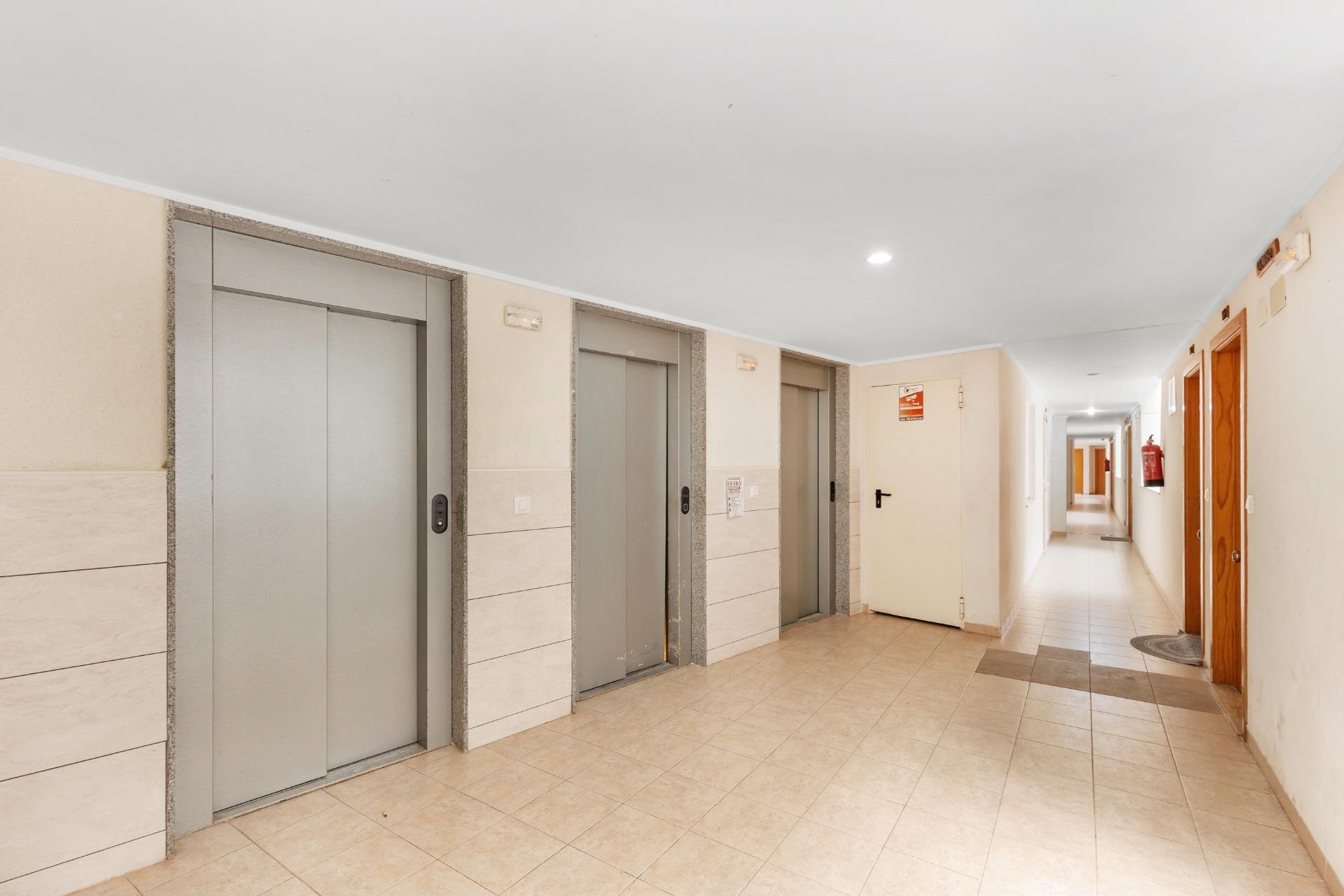 Resale - Apartment / flat - Torrevieja - El Molino