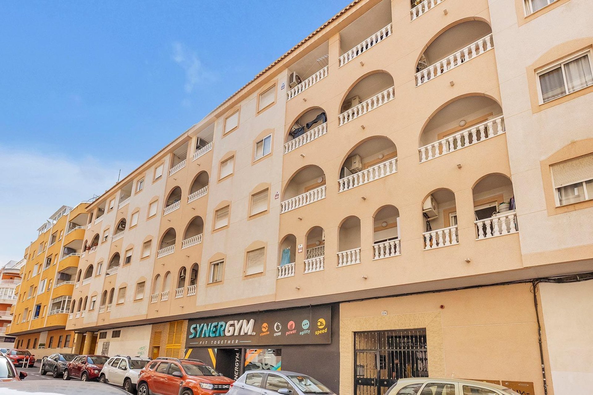Resale - Apartment / flat - Torrevieja - Estacion de autobuses