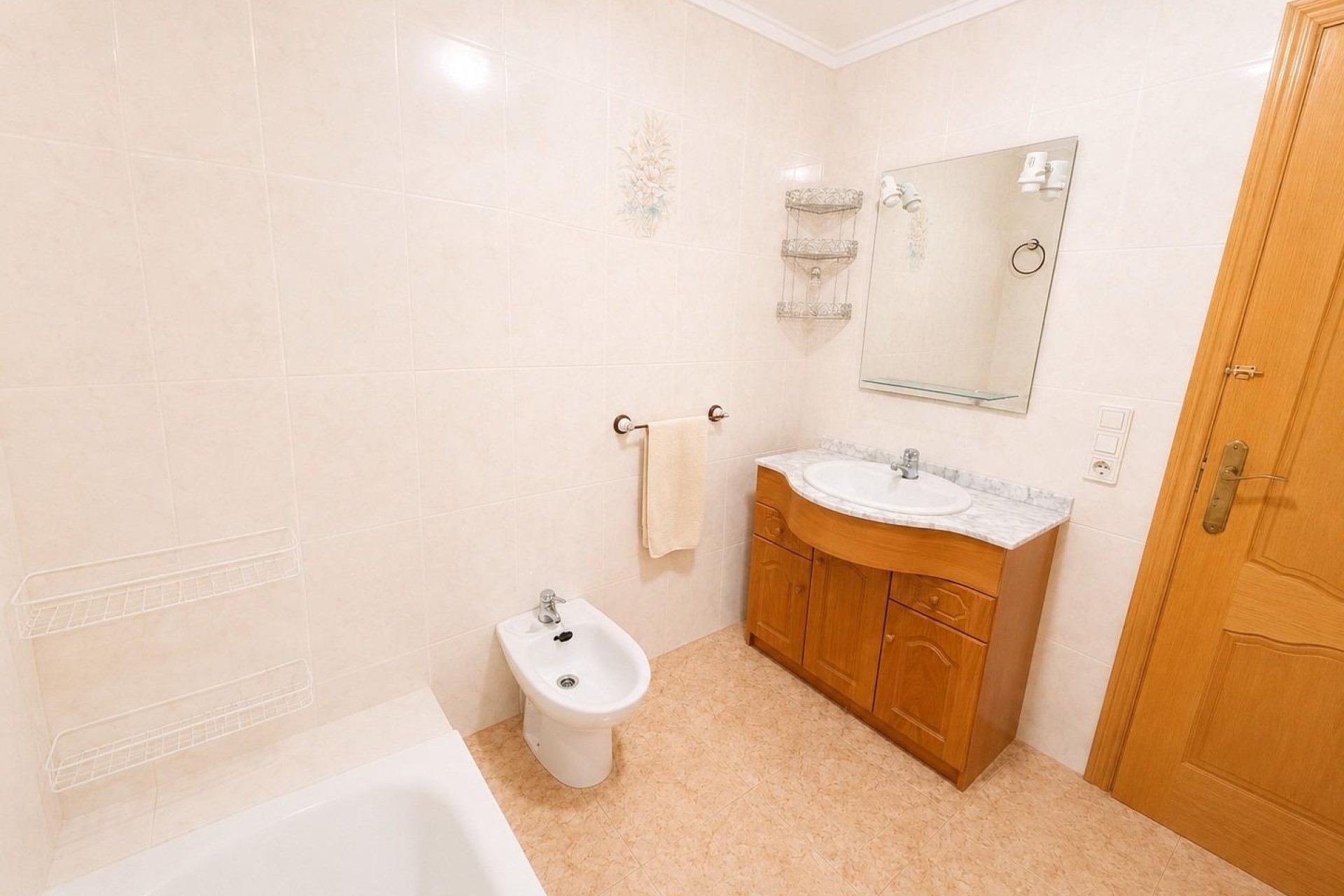 Resale - Apartment / flat - Torrevieja - Estacion de autobuses
