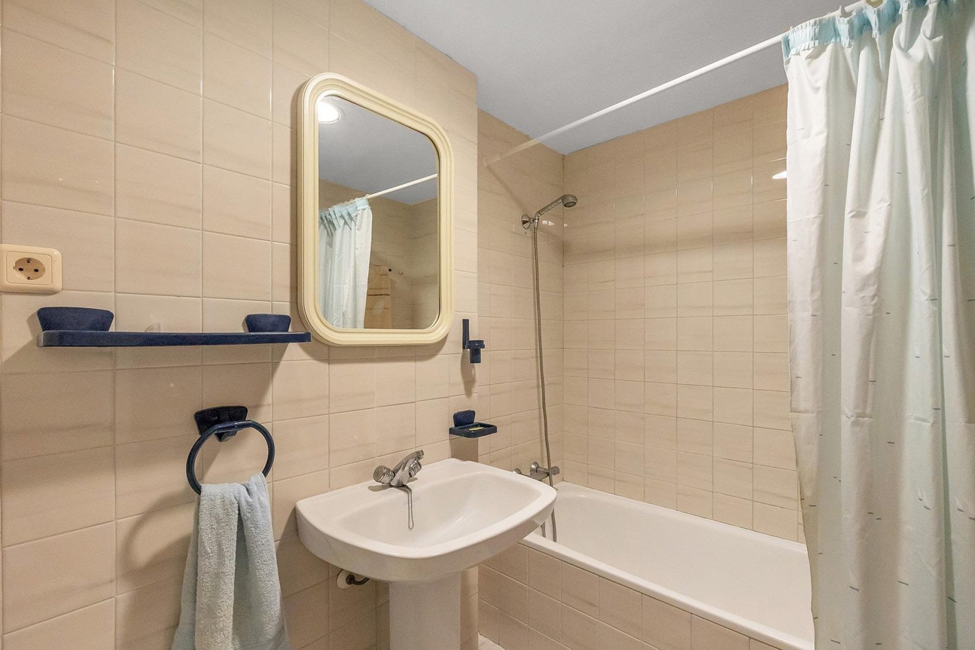 Resale - Apartment / flat - Torrevieja - Estacion de autobuses