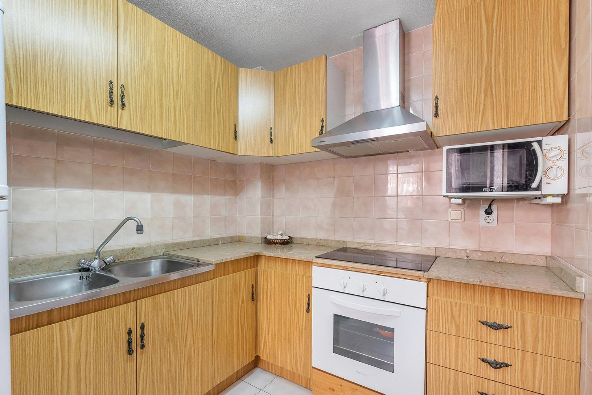 Resale - Apartment / flat - Torrevieja - Estacion de autobuses