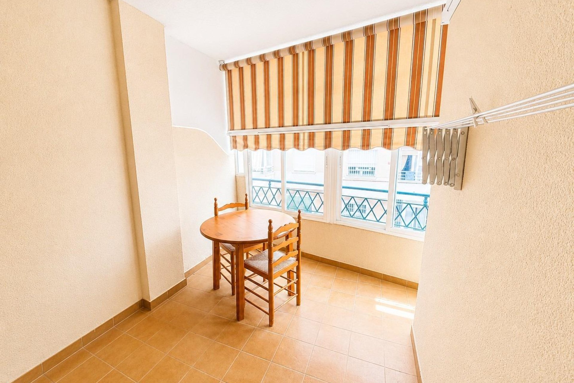 Resale - Apartment / flat - Torrevieja - Estacion de autobuses