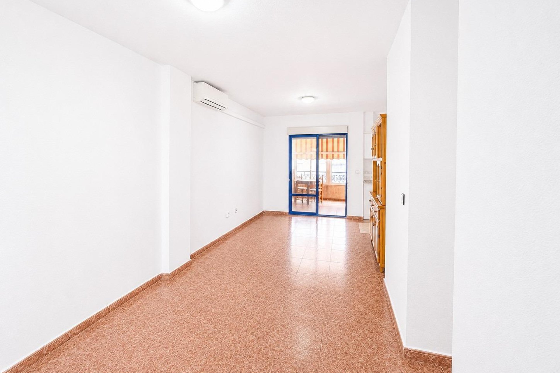 Resale - Apartment / flat - Torrevieja - Estacion de autobuses
