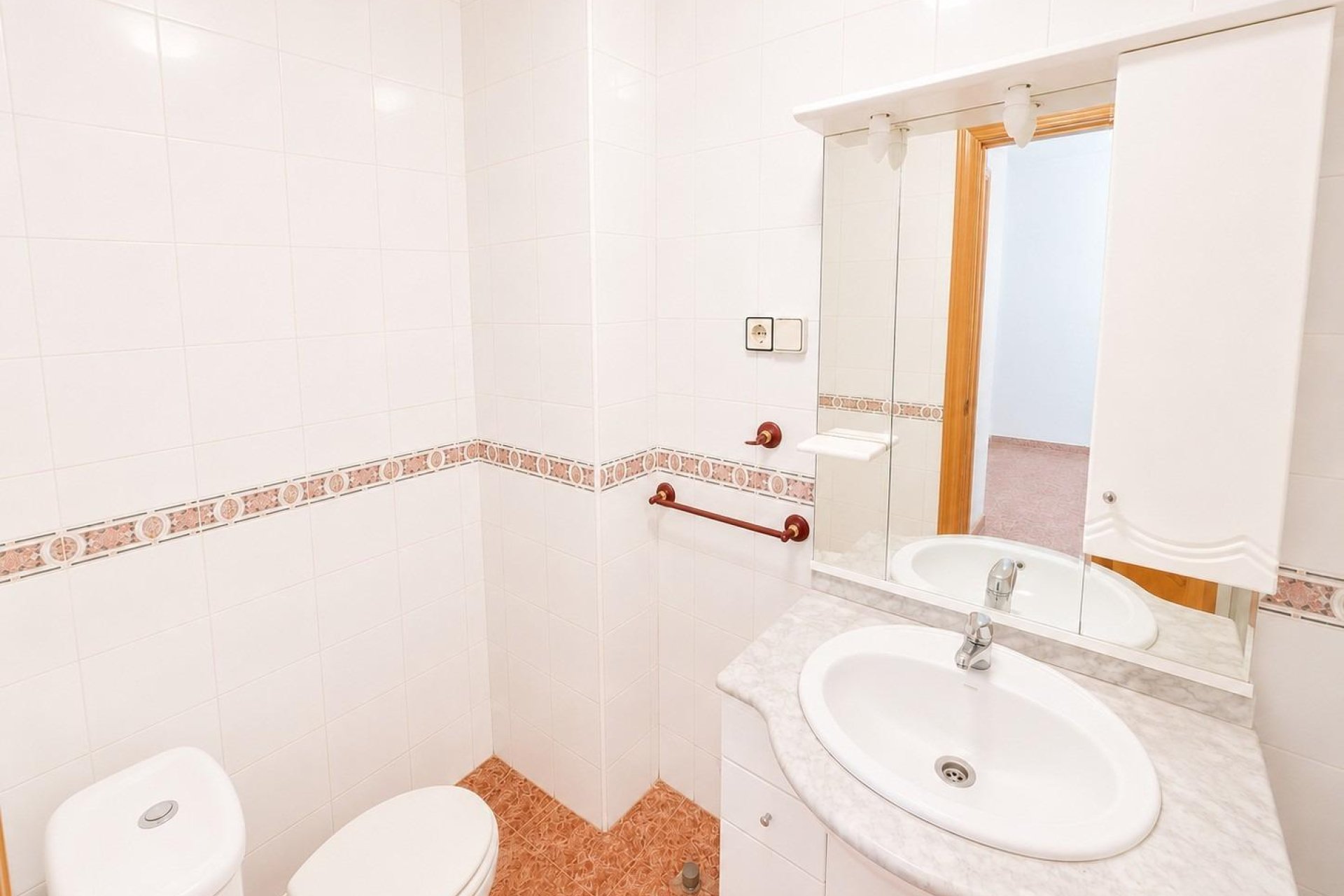 Resale - Apartment / flat - Torrevieja - Estacion de autobuses