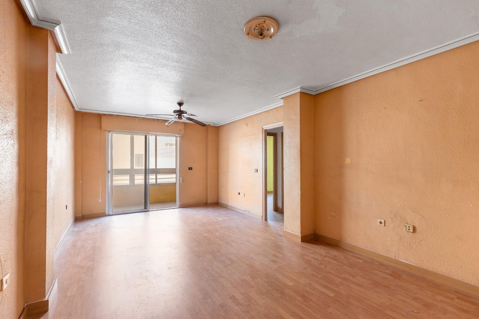 Resale - Apartment / flat - Torrevieja - Habaneras