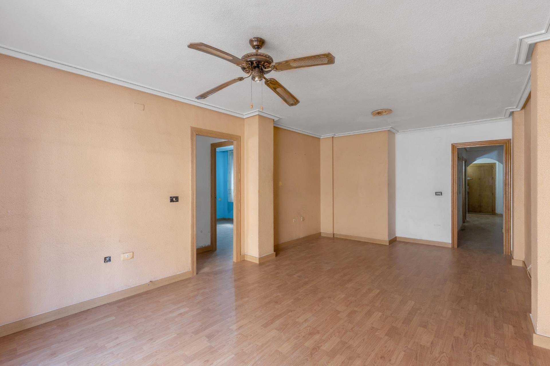 Resale - Apartment / flat - Torrevieja - Habaneras