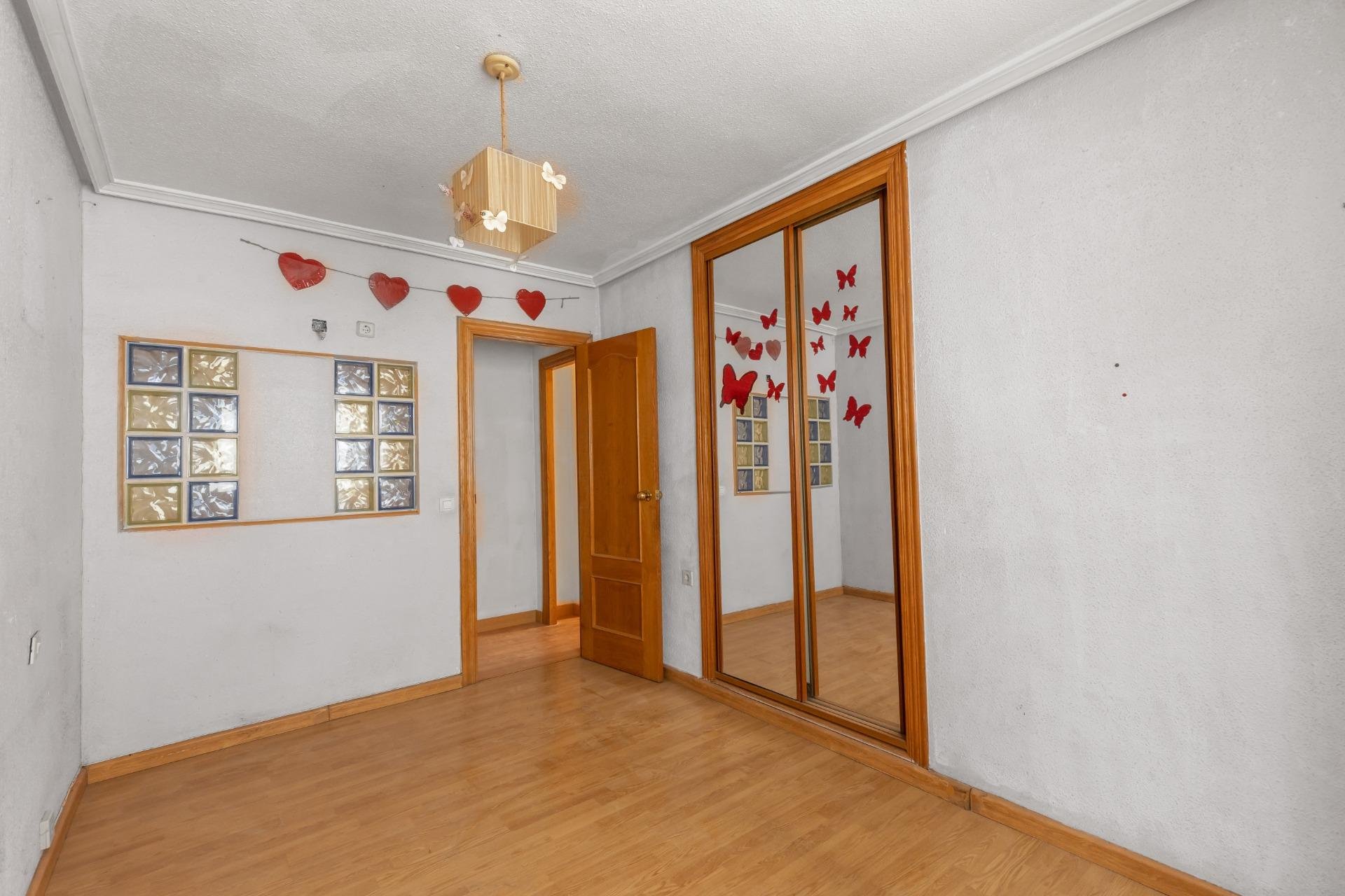 Resale - Apartment / flat - Torrevieja - Habaneras