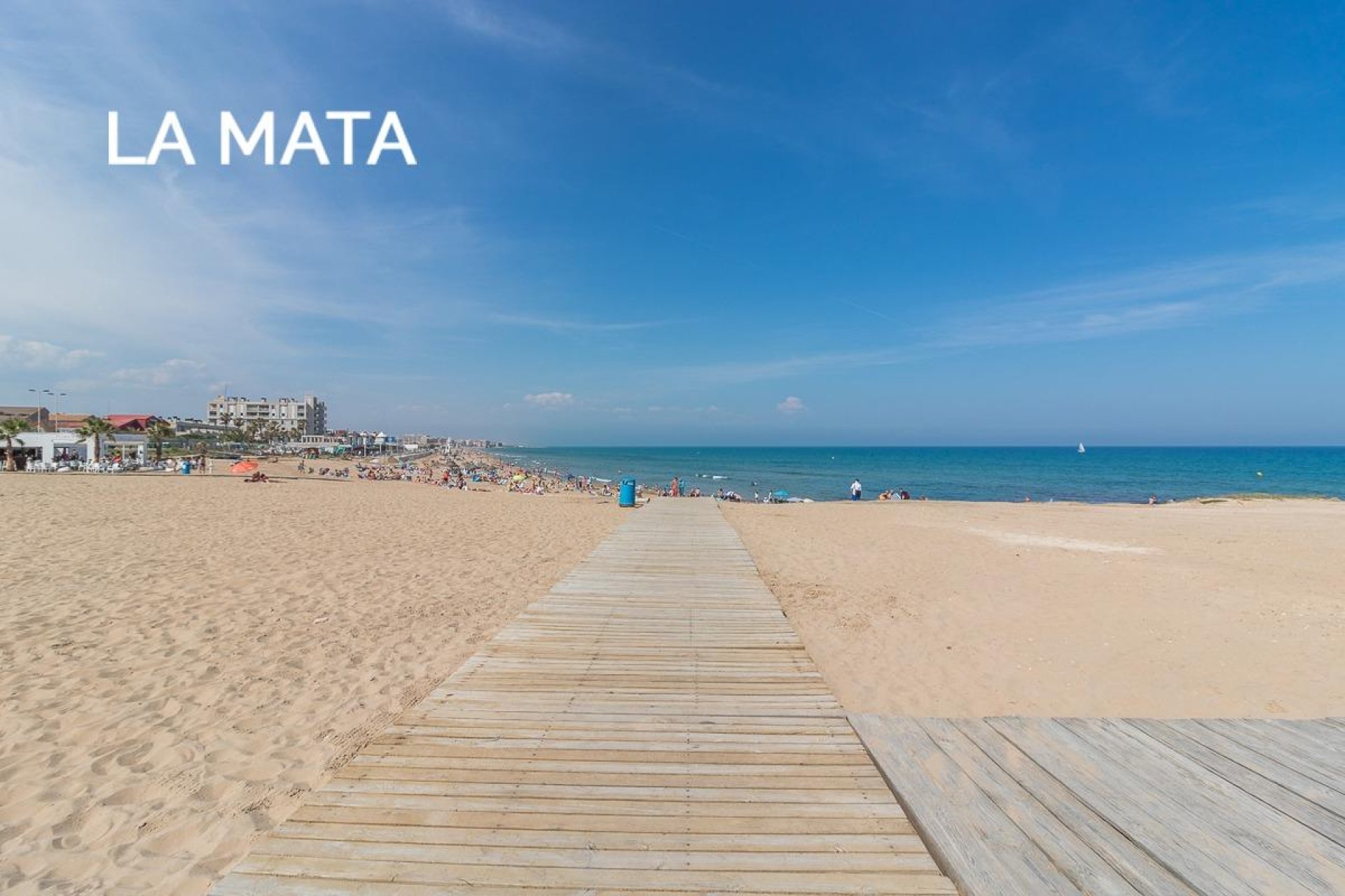 Resale - Apartment / flat - Torrevieja - La Mata pueblo