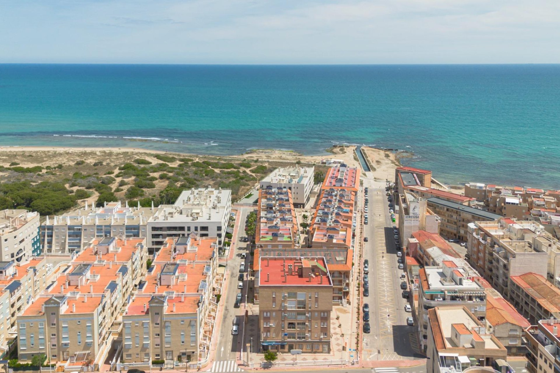 Resale - Apartment / flat - Torrevieja - La Mata pueblo