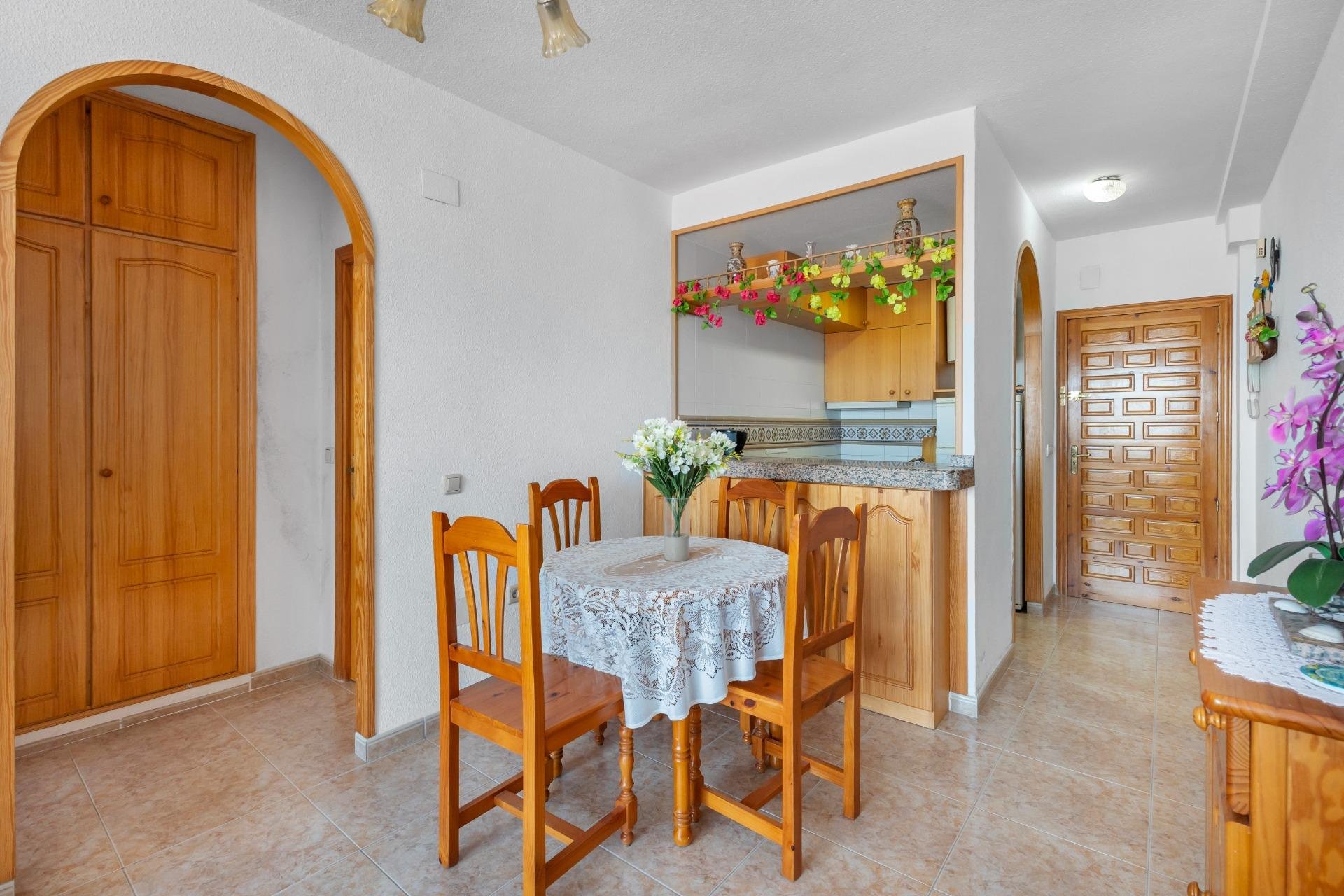Resale - Apartment / flat - Torrevieja - La Mata pueblo