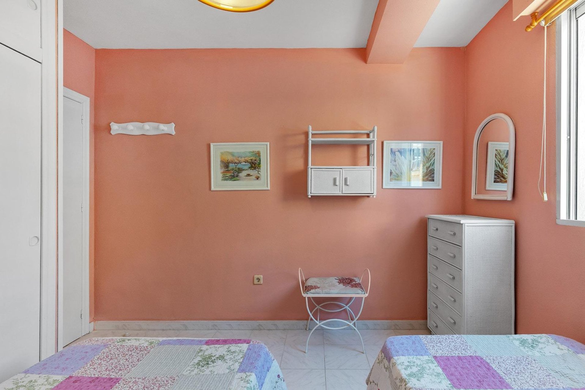 Resale - Apartment / flat - Torrevieja - La Mata pueblo