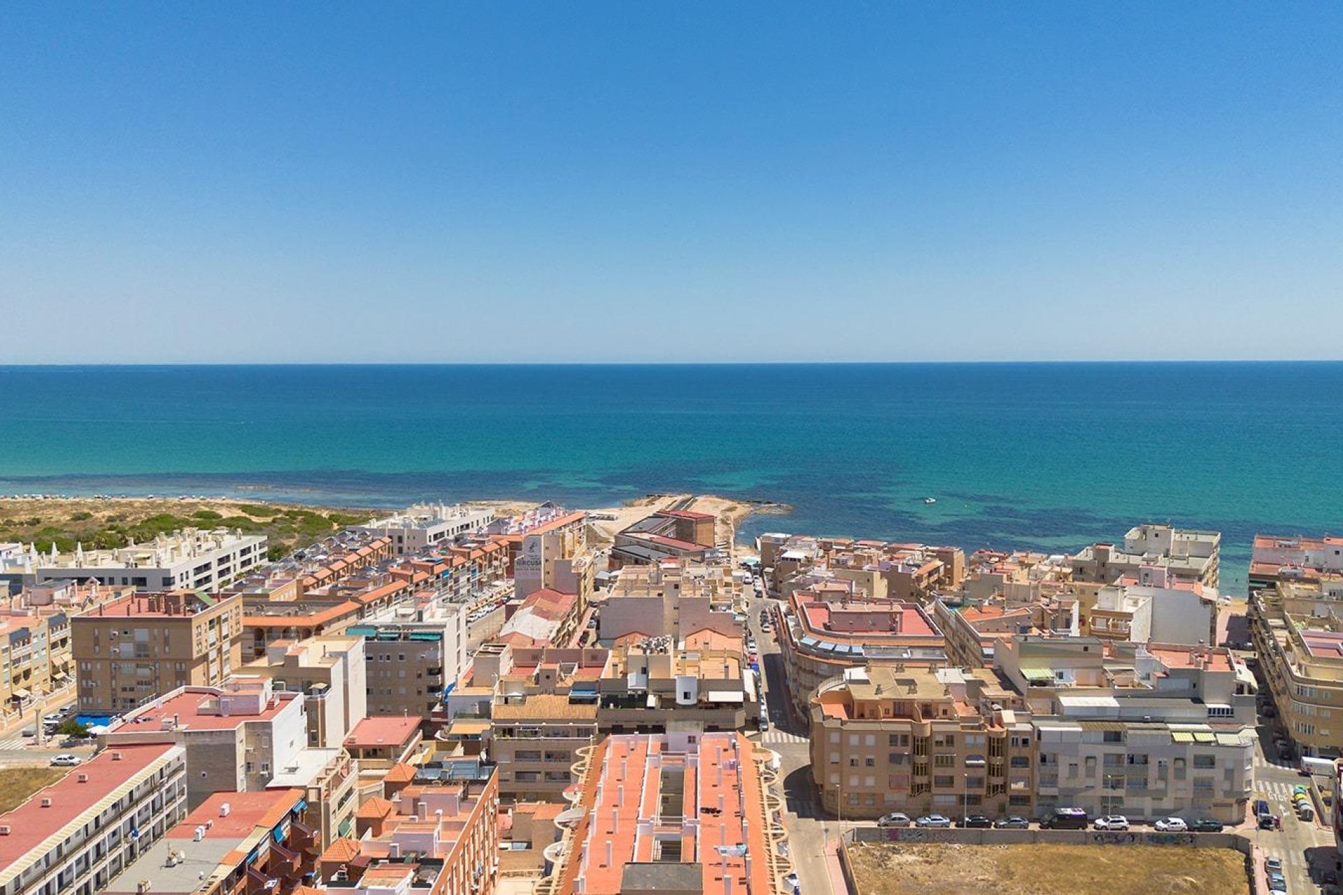 Resale - Apartment / flat - Torrevieja - La Mata pueblo