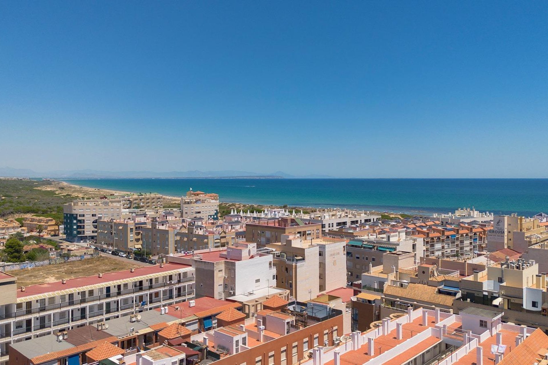 Resale - Apartment / flat - Torrevieja - La Mata pueblo