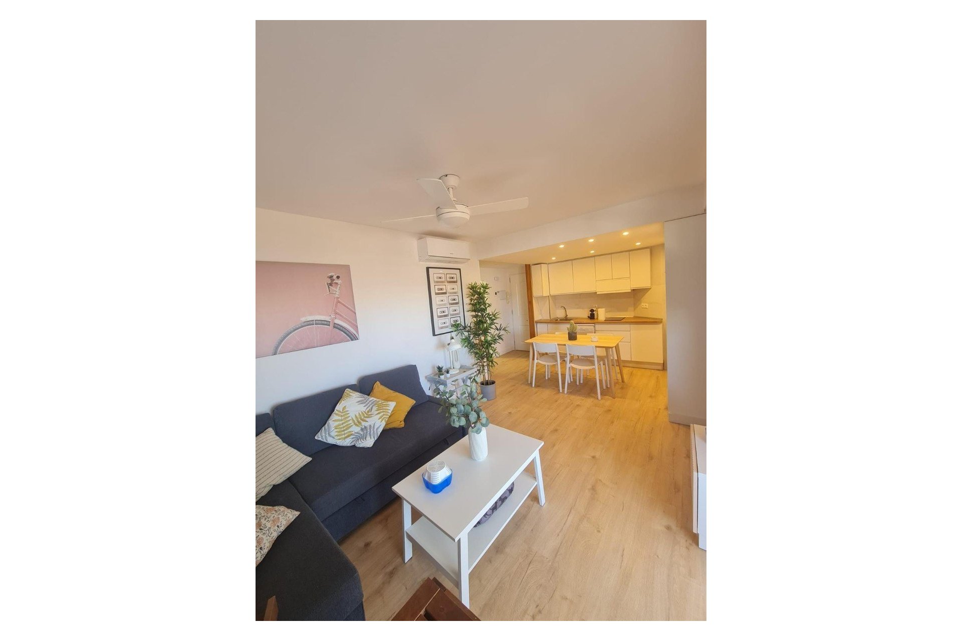 Resale - Apartment / flat - Torrevieja - La Mata