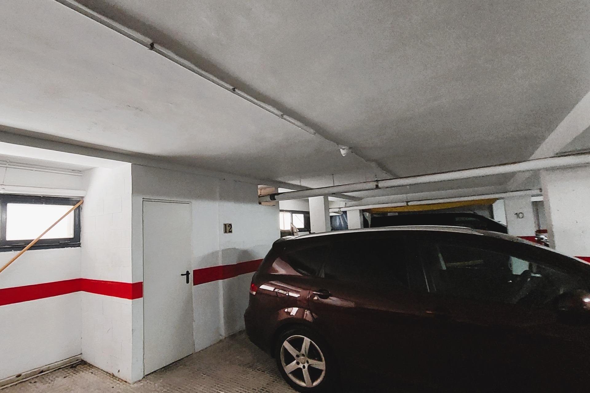 Resale - Apartment / flat - Torrevieja - La Mata