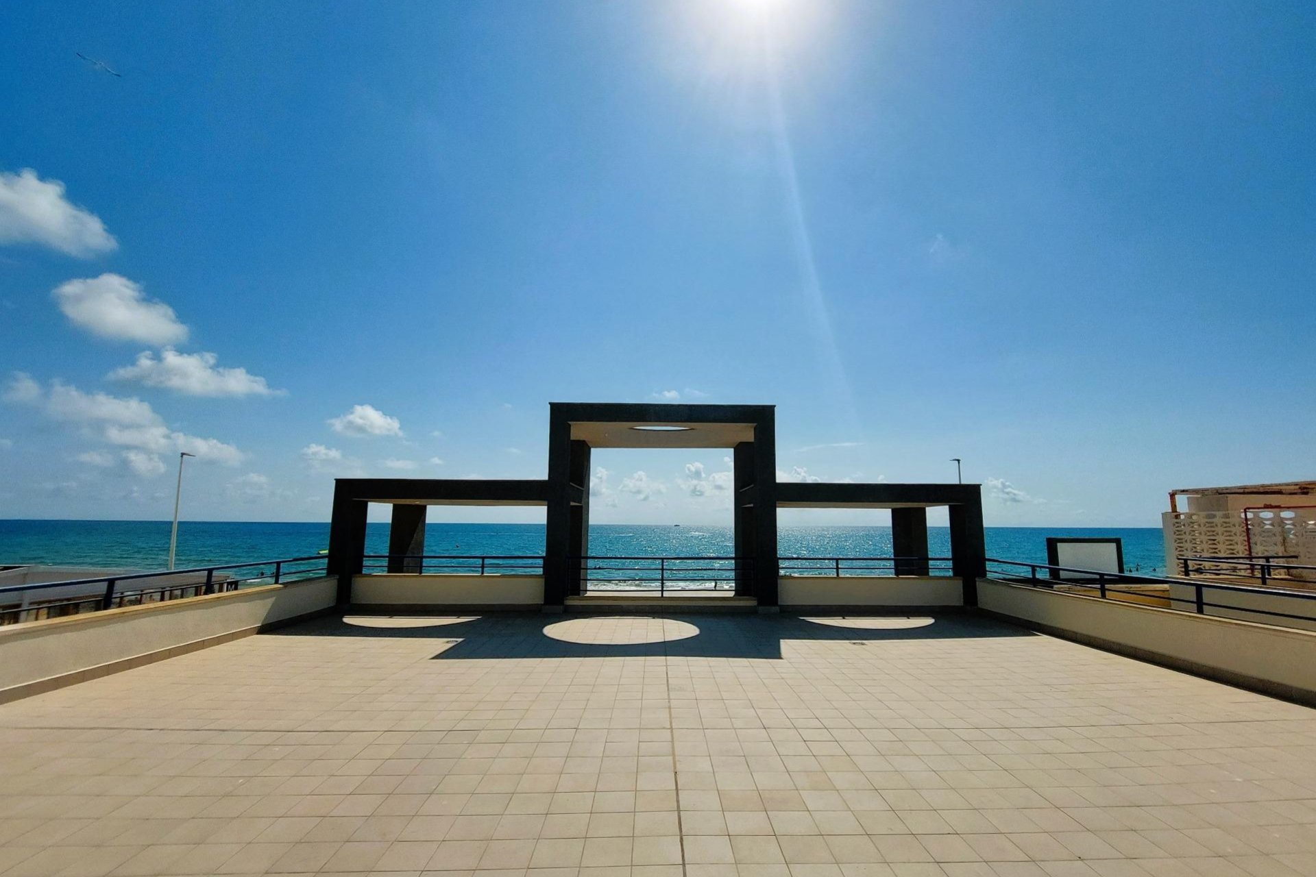 Resale - Apartment / flat - Torrevieja - La Mata