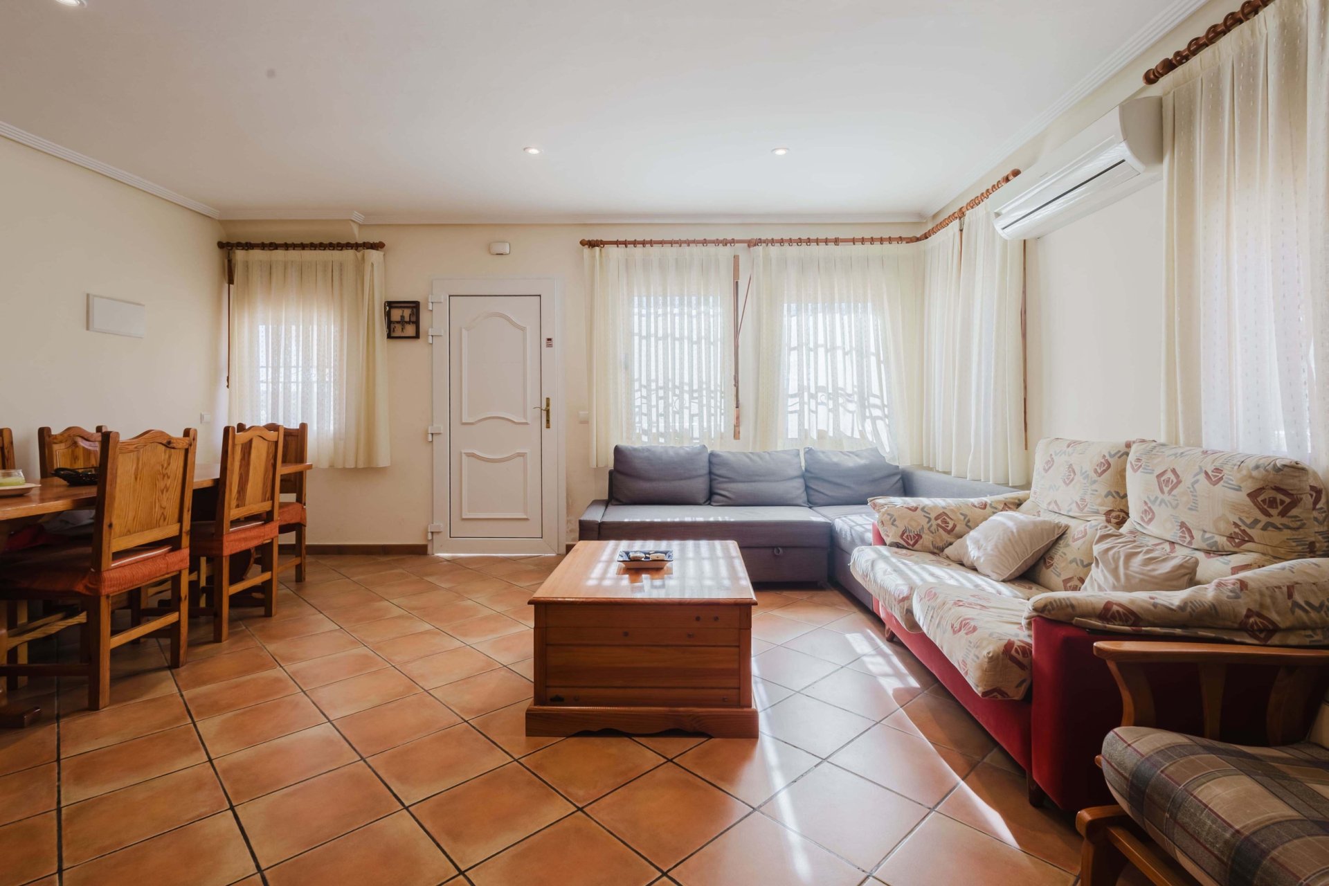 Resale - Apartment / flat - Torrevieja - La Mata
