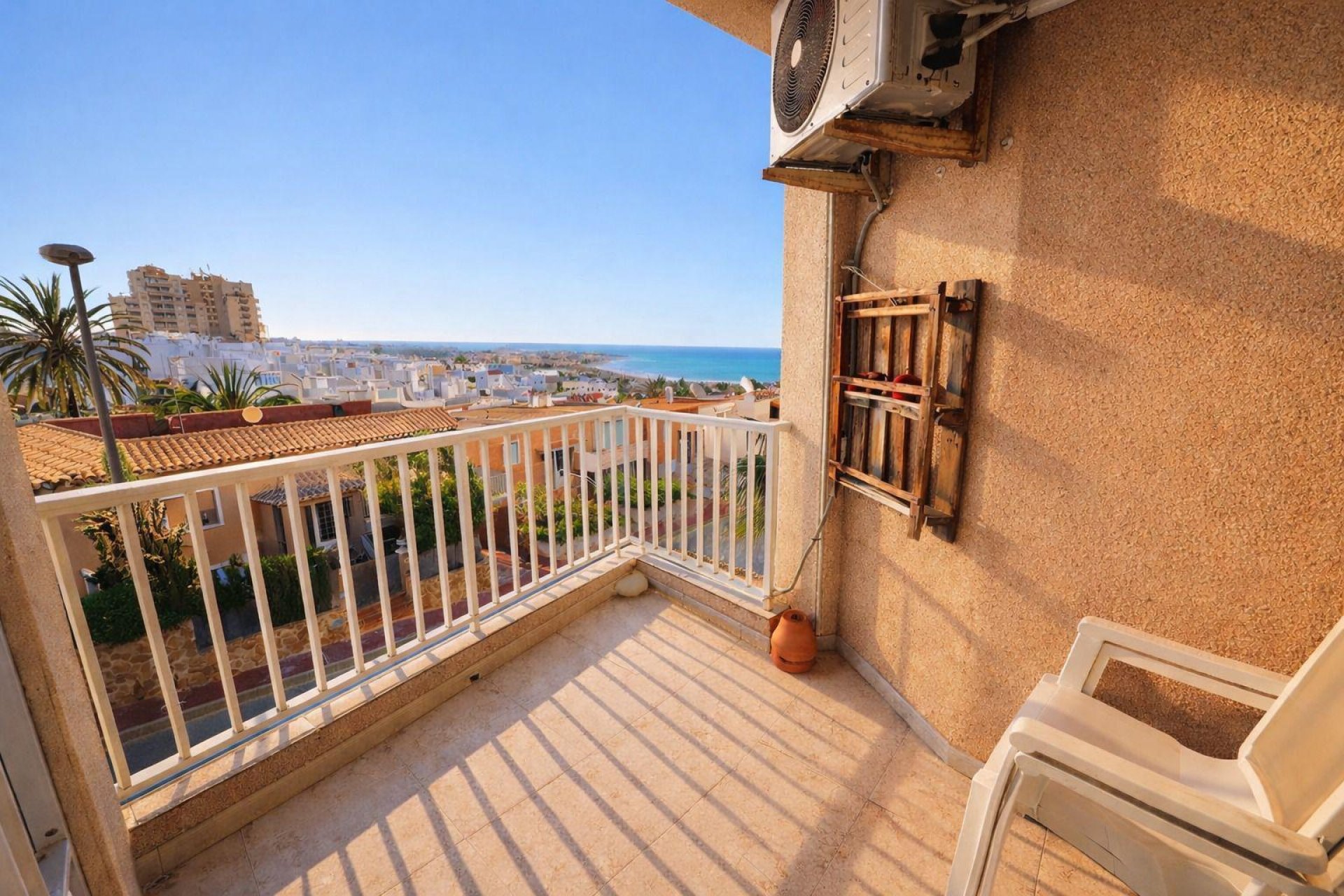 Resale - Apartment / flat - Torrevieja - La Mata