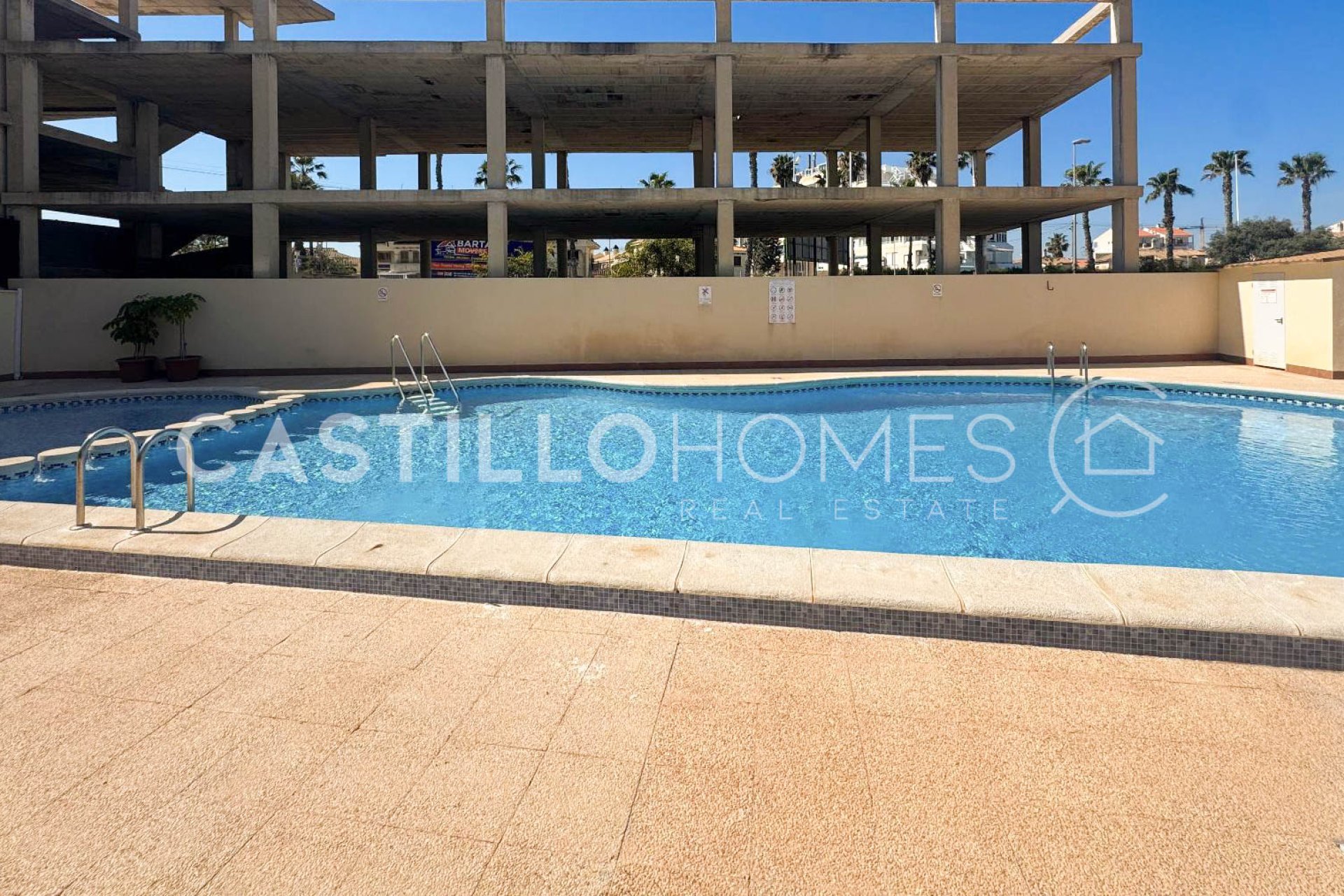 Resale - Apartment / flat - Torrevieja - La Mata
