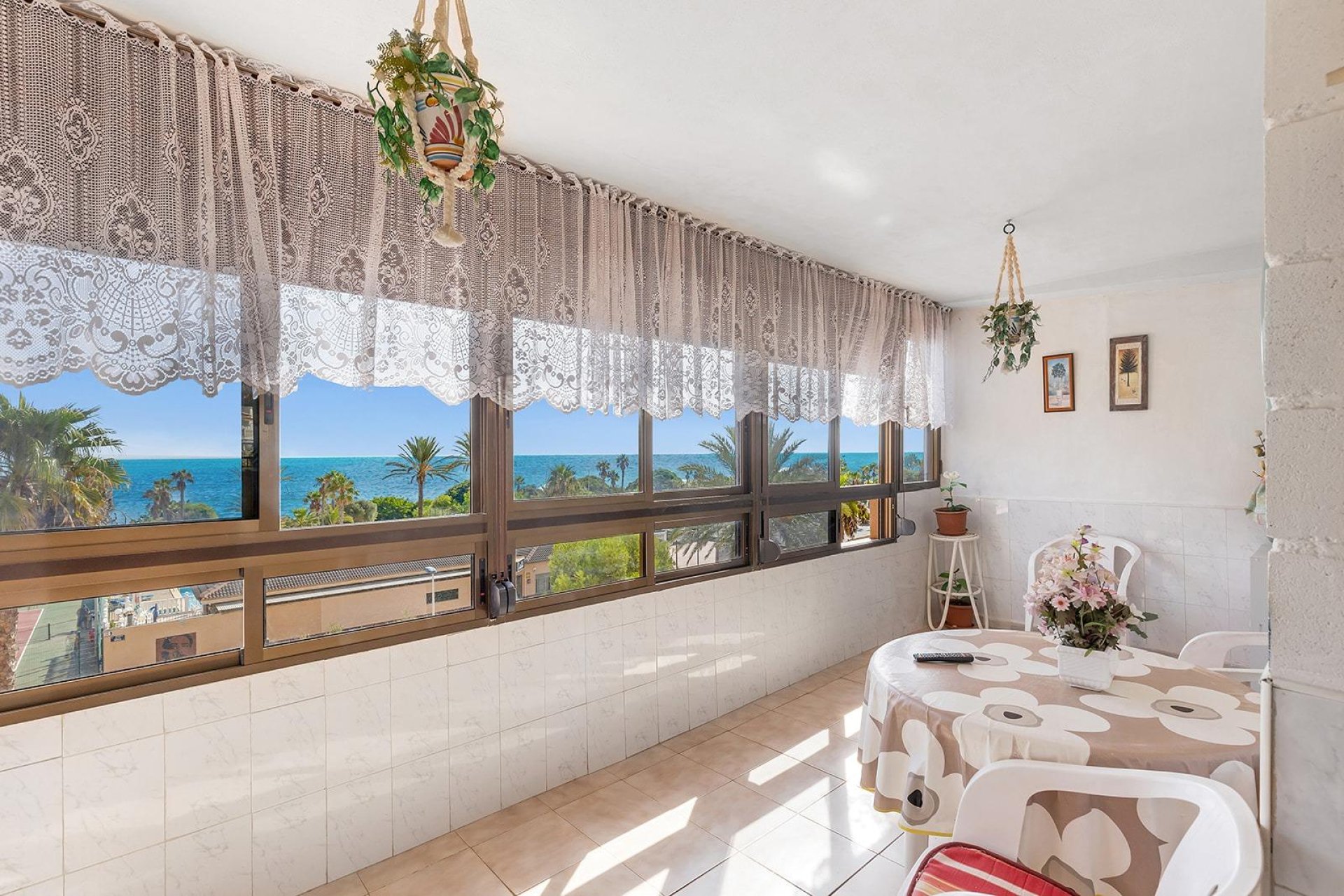 Resale - Apartment / flat - Torrevieja - La Mata