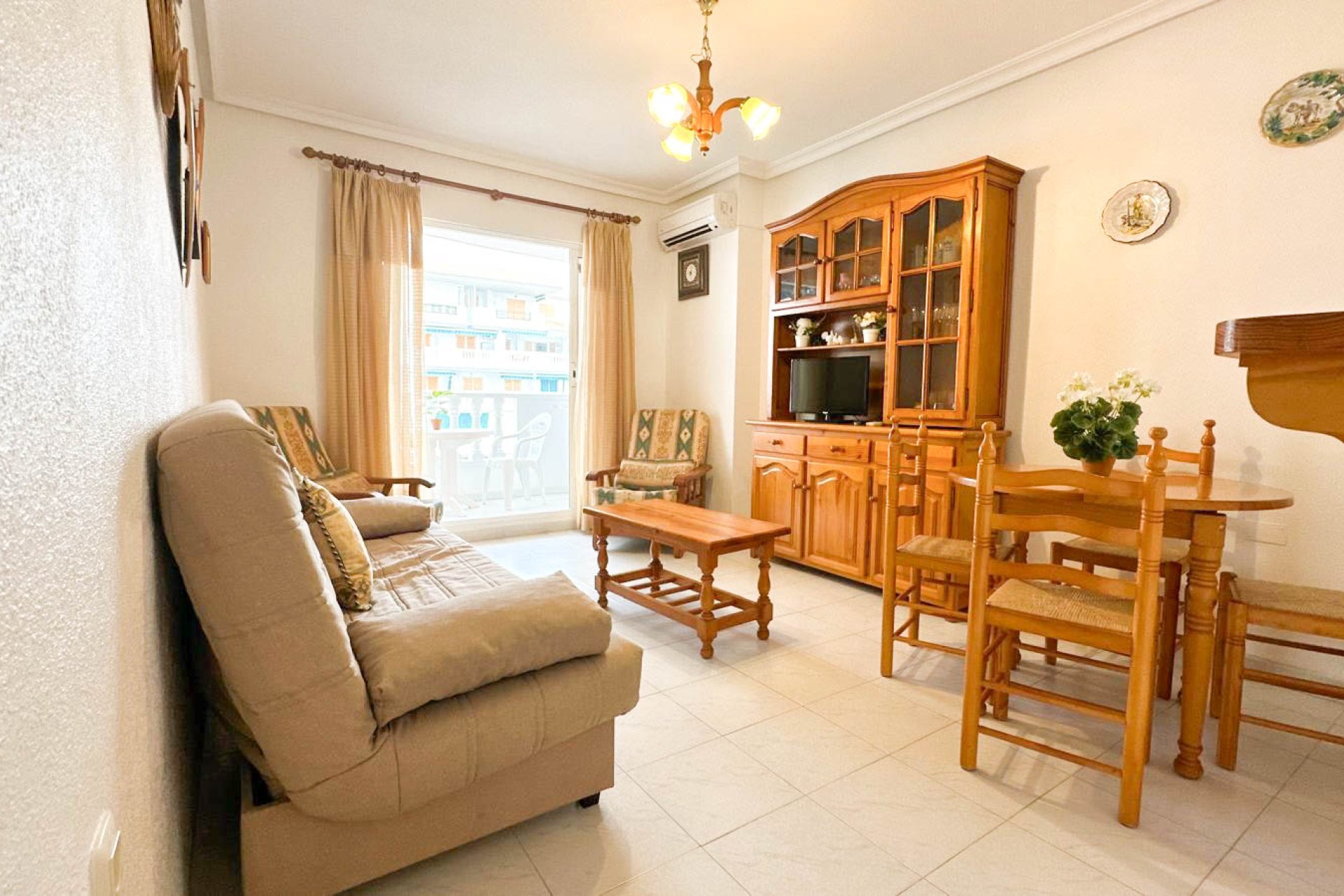 Resale - Apartment / flat - Torrevieja - La Mata