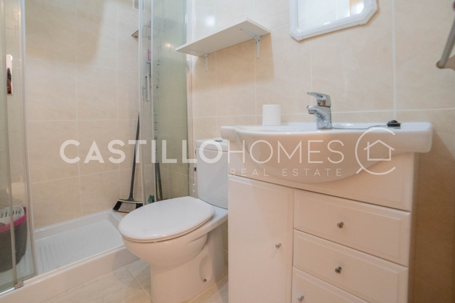 Resale - Apartment / flat - Torrevieja - La Mata