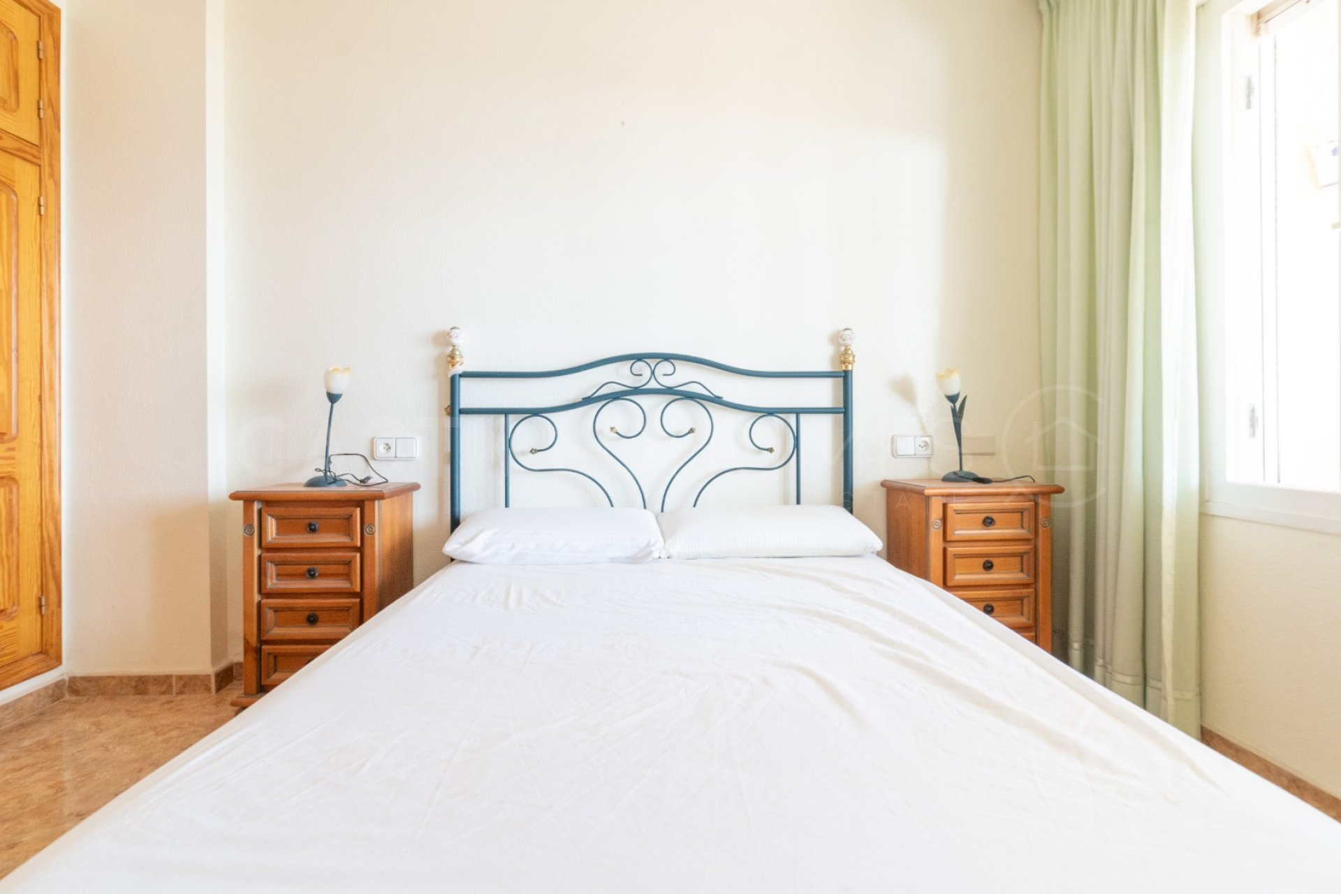 Resale - Apartment / flat - Torrevieja - La Mata