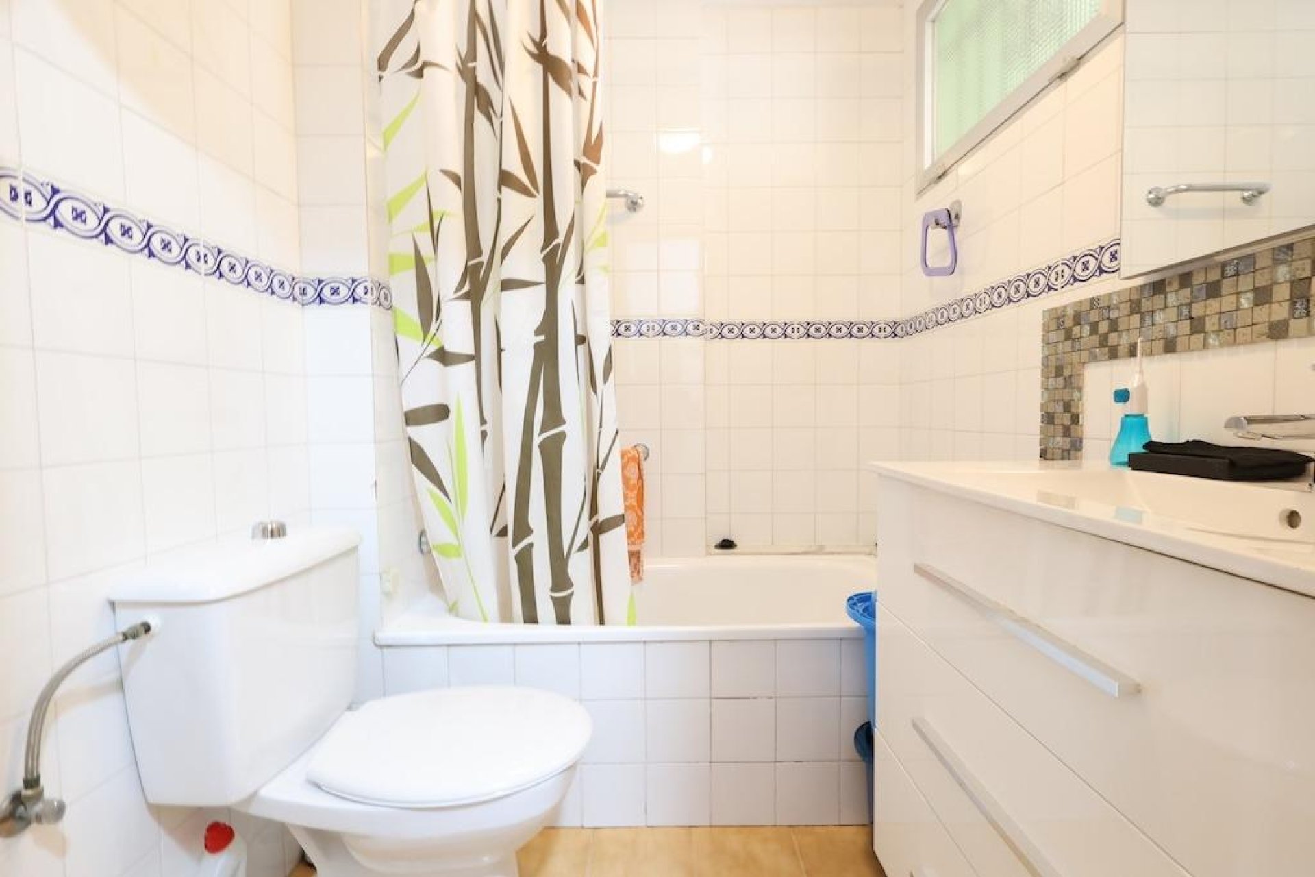 Resale - Apartment / flat - Torrevieja - La veleta