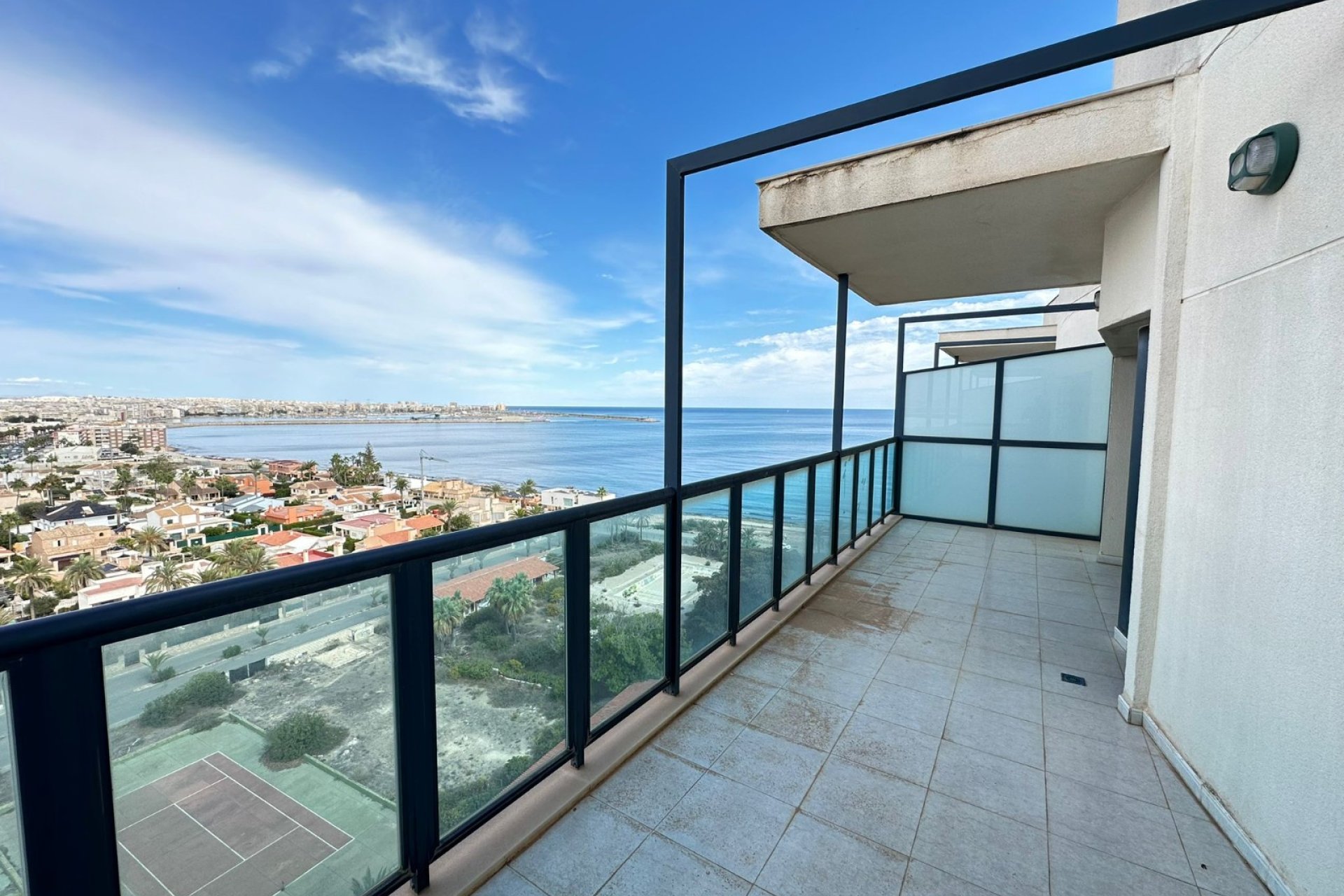 Resale - Apartment / flat - Torrevieja - La veleta