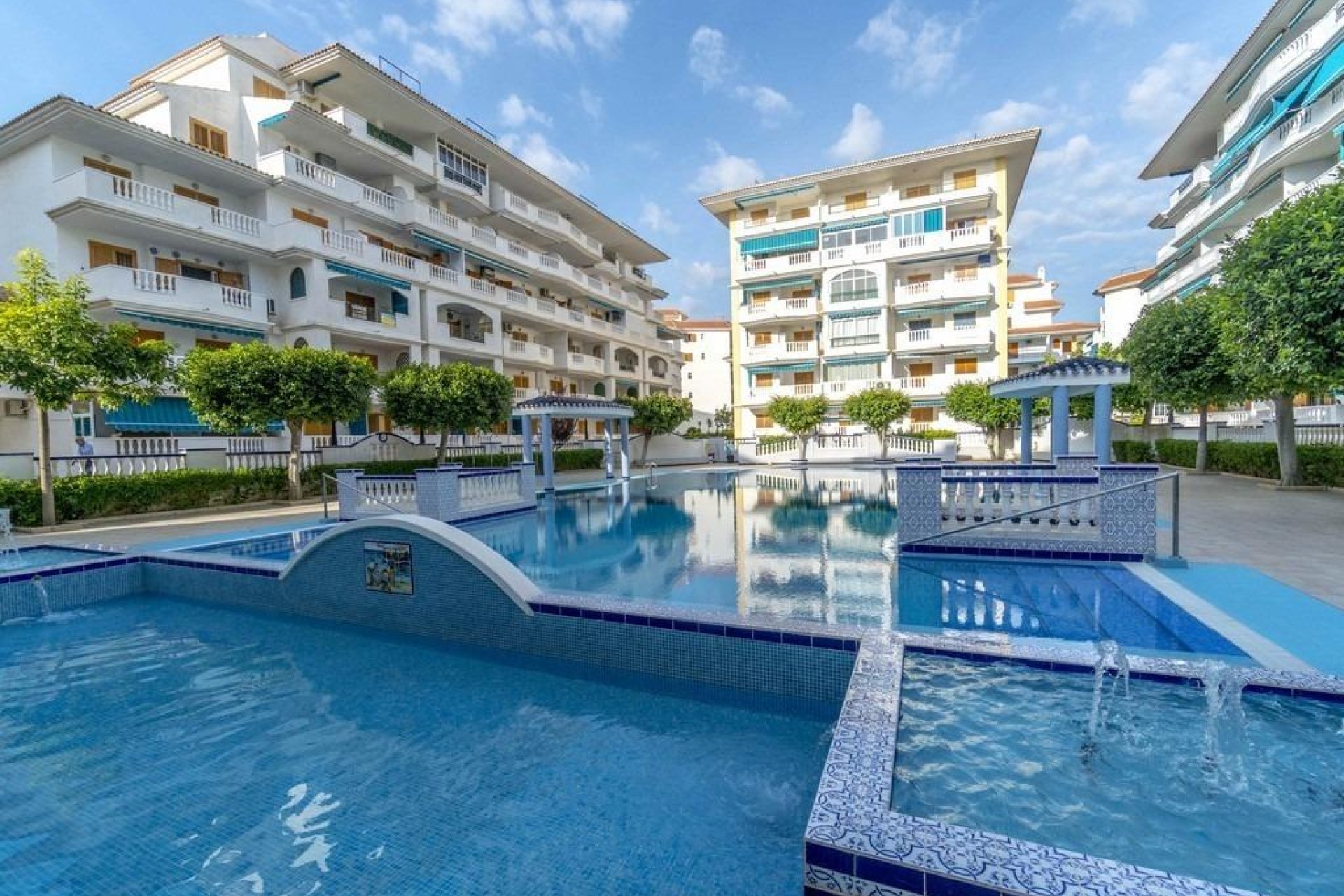 Resale - Apartment / flat - Torrevieja - Los Europeos