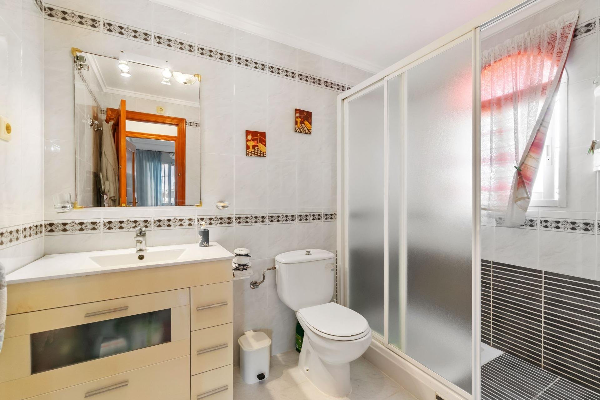 Resale - Apartment / flat - Torrevieja - Los Europeos