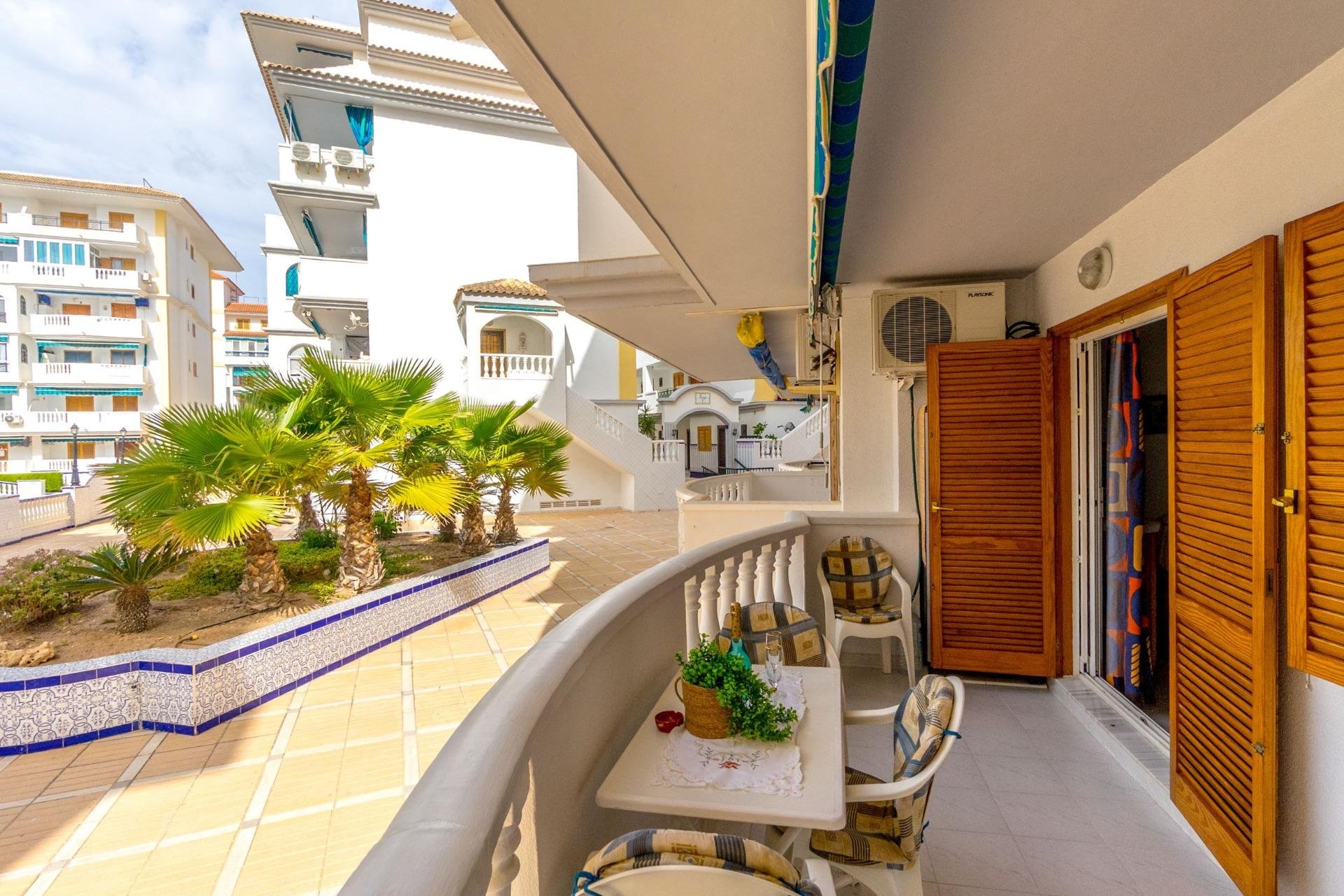 Resale - Apartment / flat - Torrevieja - Los Europeos