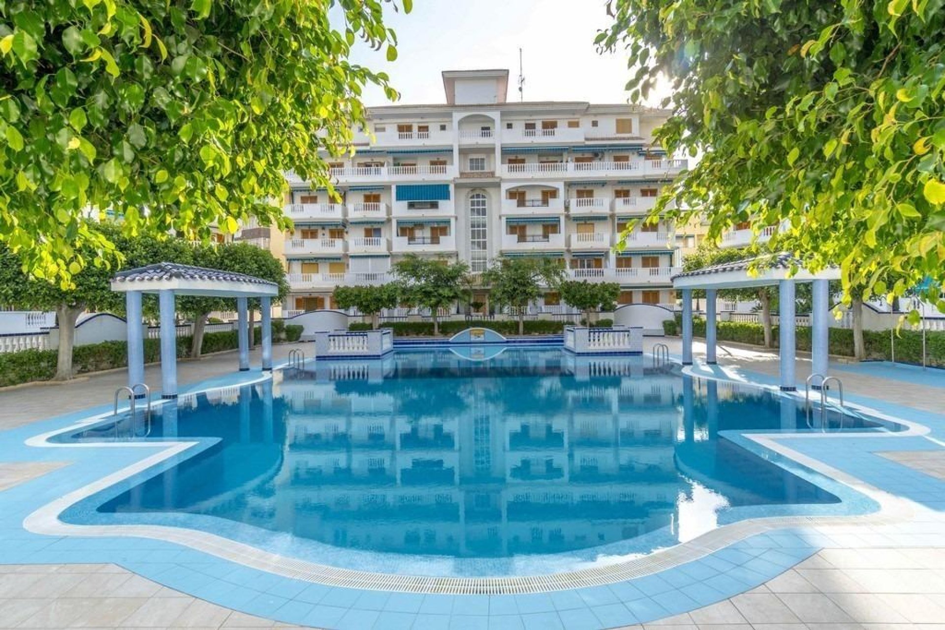 Resale - Apartment / flat - Torrevieja - Los Europeos