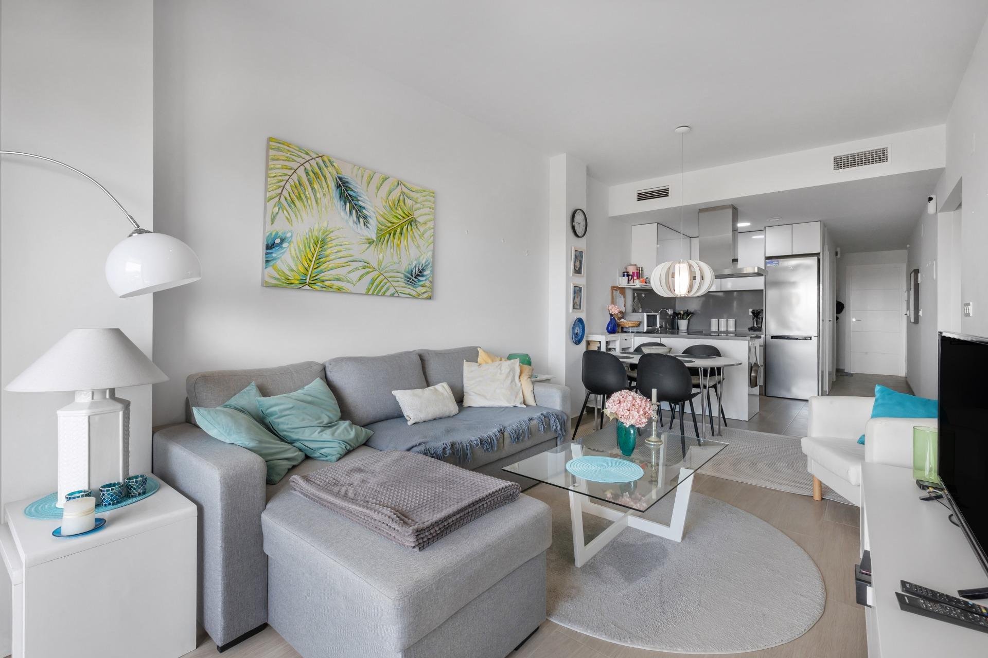 Resale - Apartment / flat - Torrevieja - Los Frutales