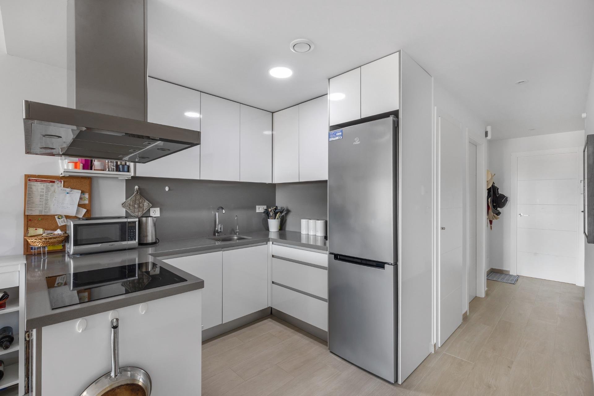 Resale - Apartment / flat - Torrevieja - Los Frutales