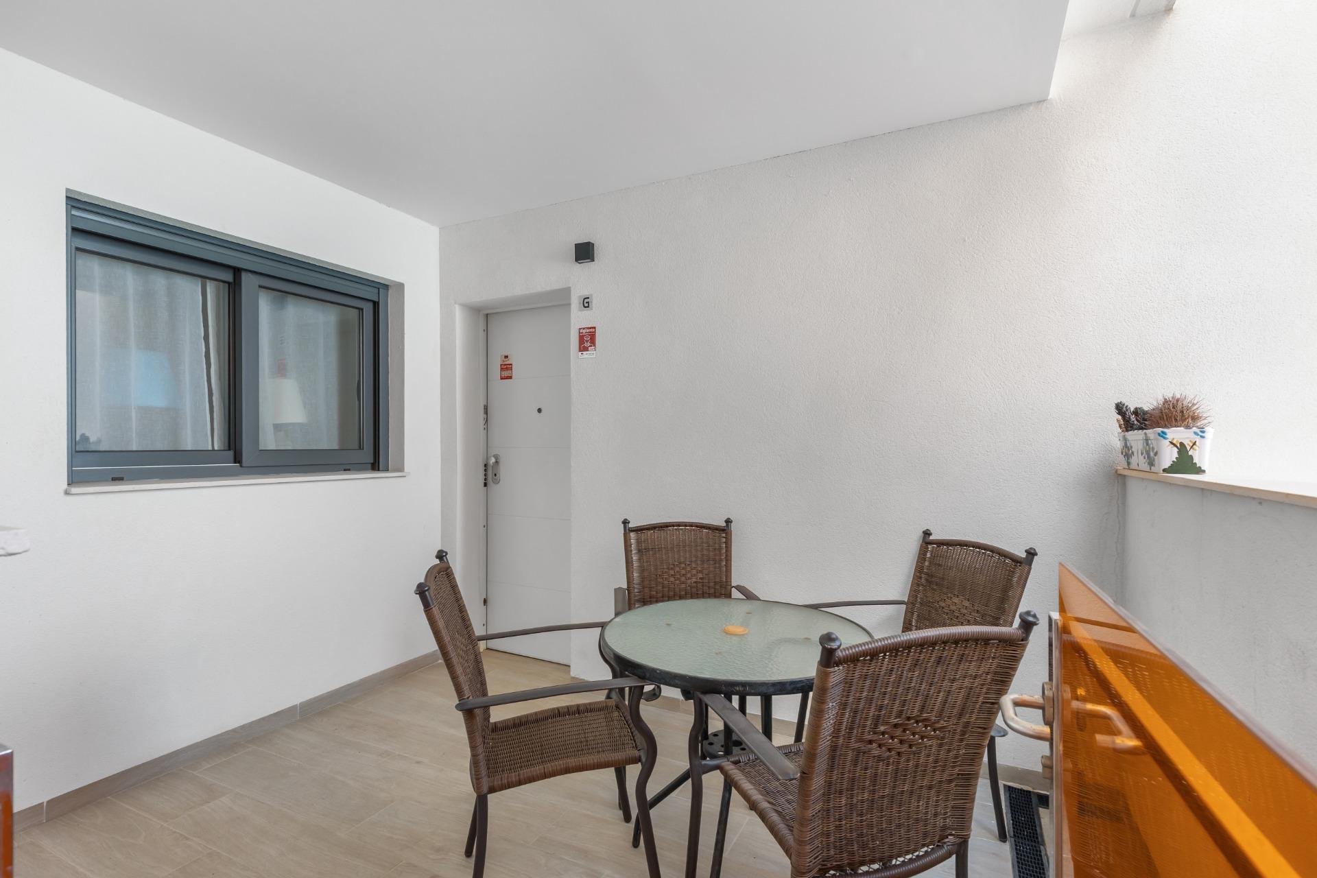 Resale - Apartment / flat - Torrevieja - Los Frutales