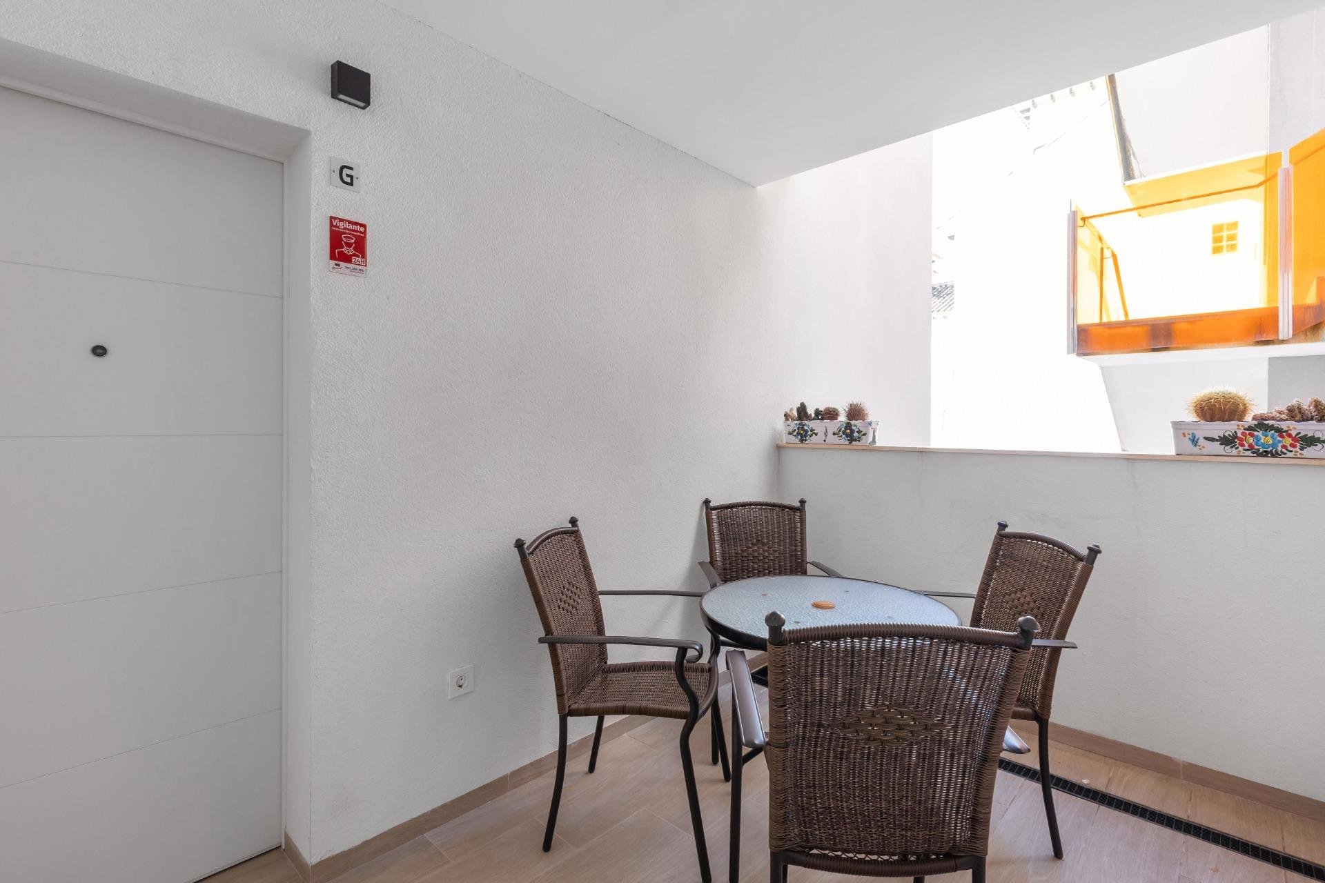 Resale - Apartment / flat - Torrevieja - Los Frutales
