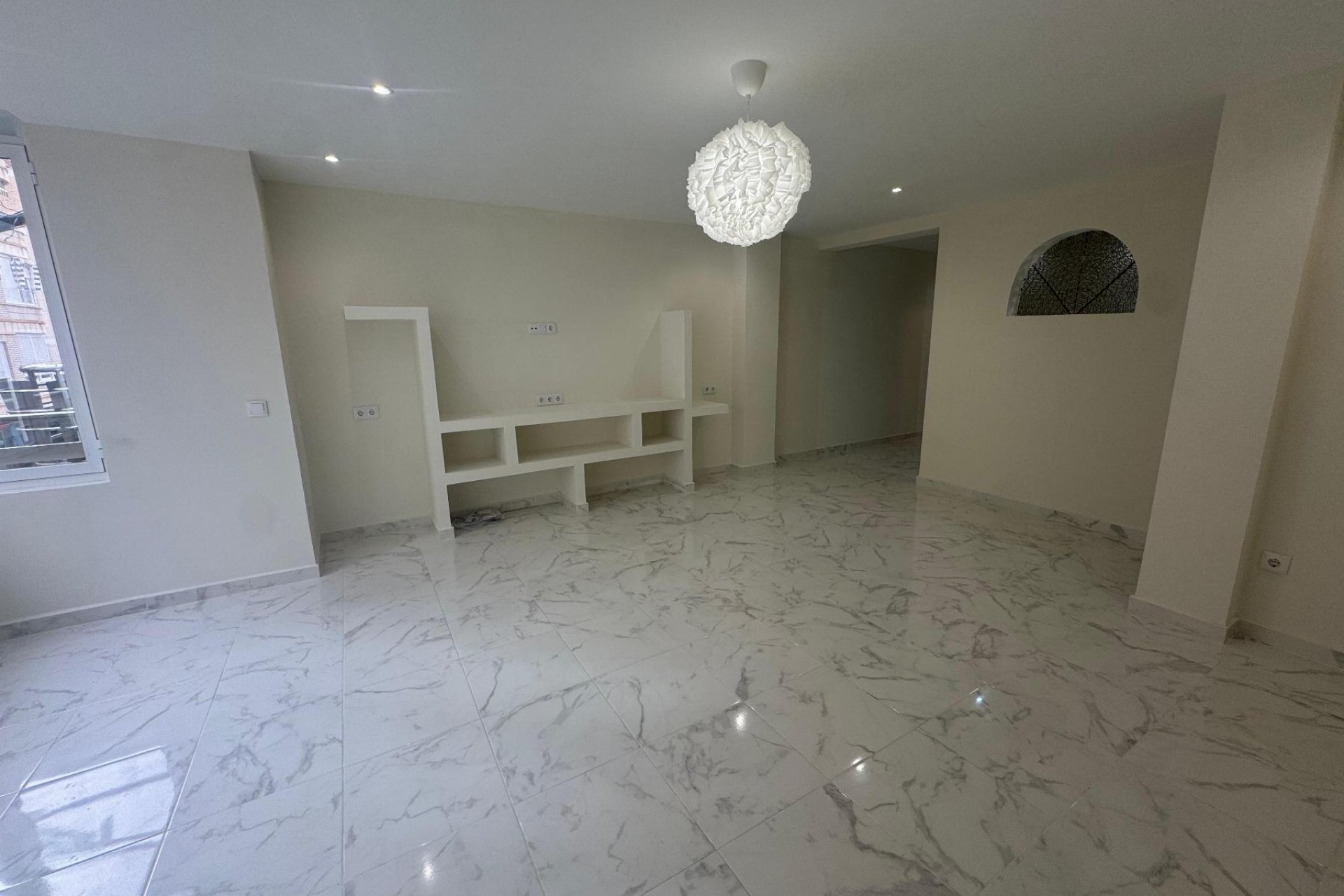 Resale - Apartment / flat - Torrevieja - Muelle Pesquero
