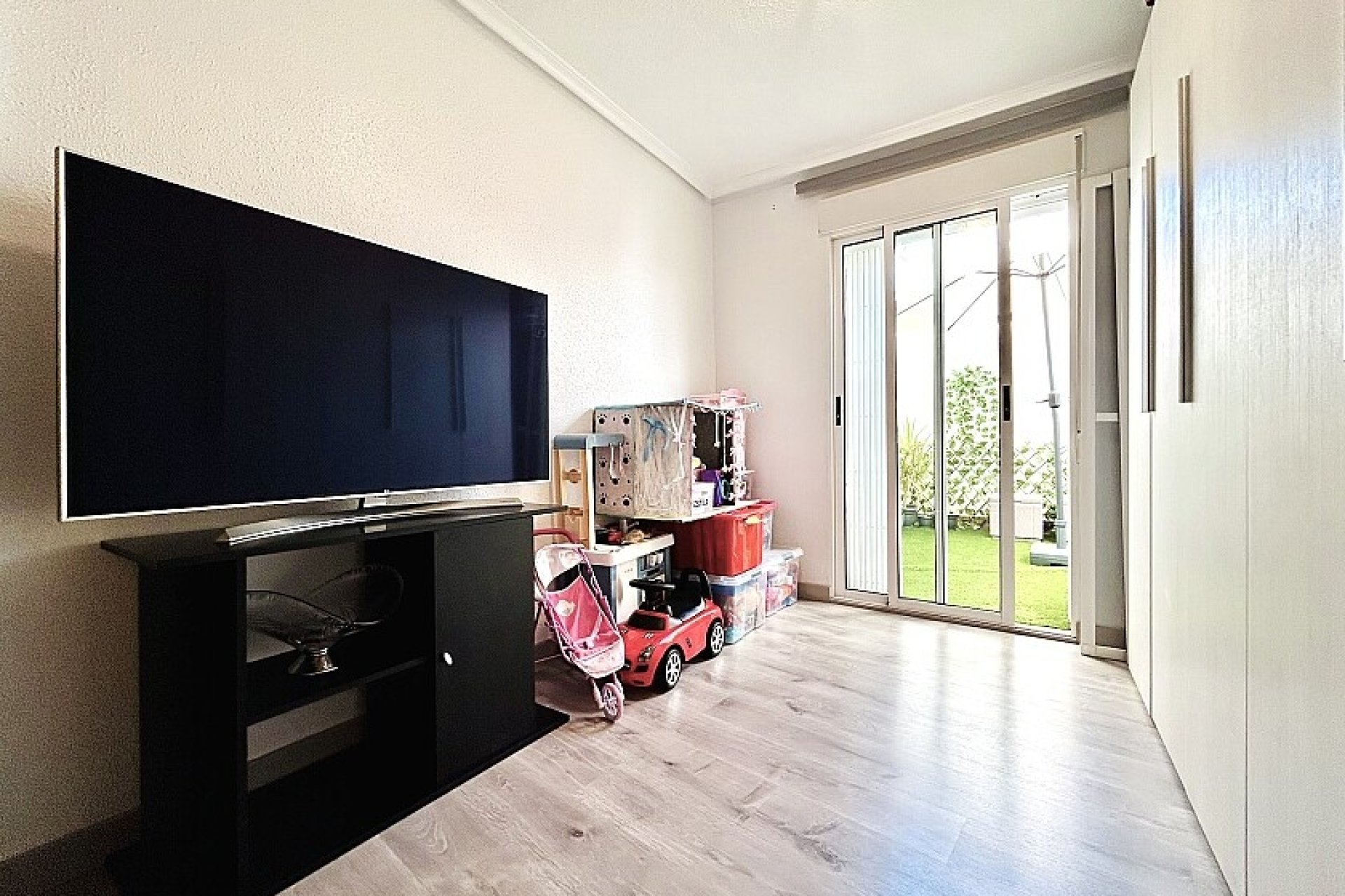 Resale - Apartment / flat - Torrevieja - Nueva Torrevieja