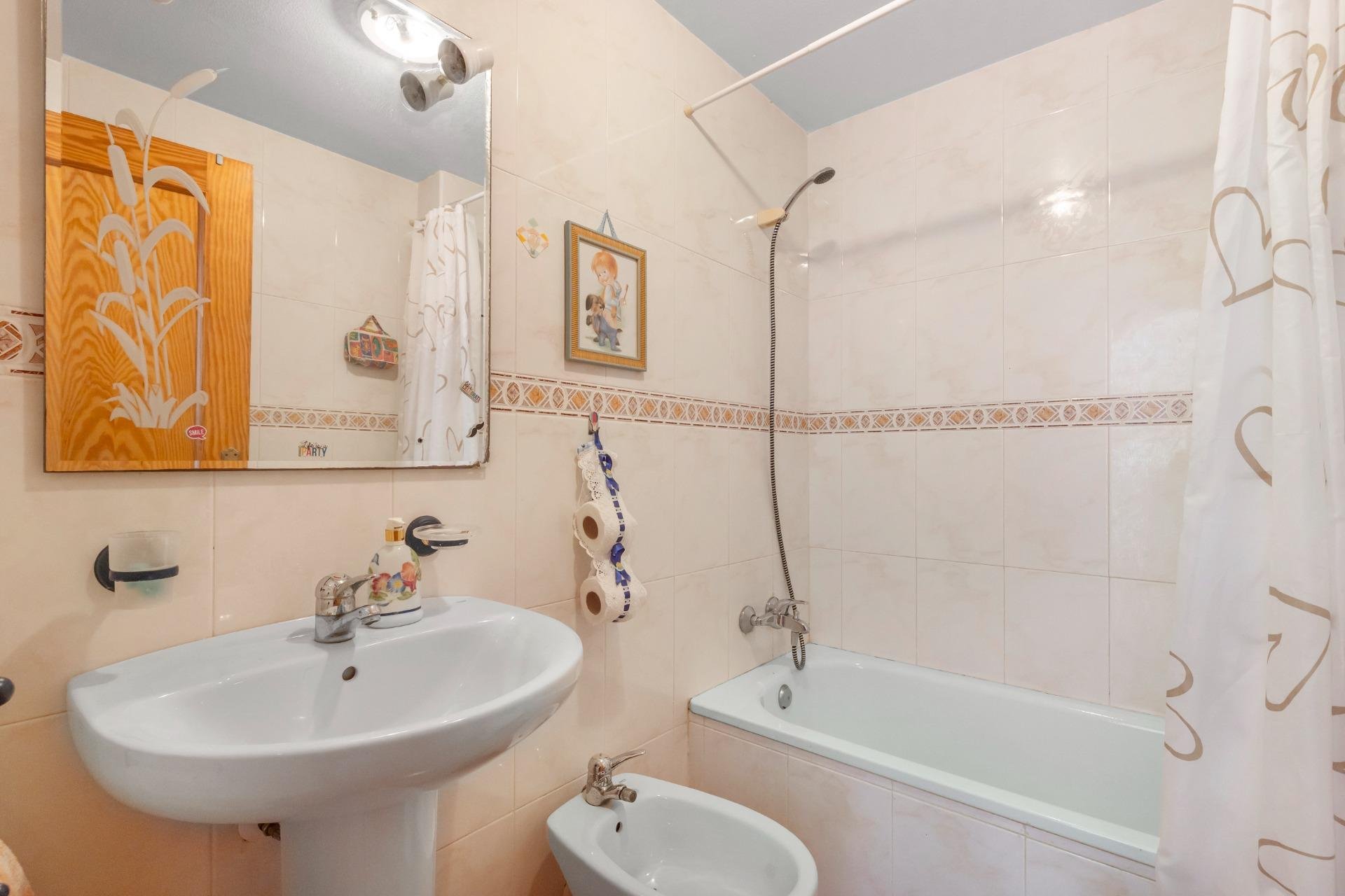 Resale - Apartment / flat - Torrevieja - Nueva Torrevieja