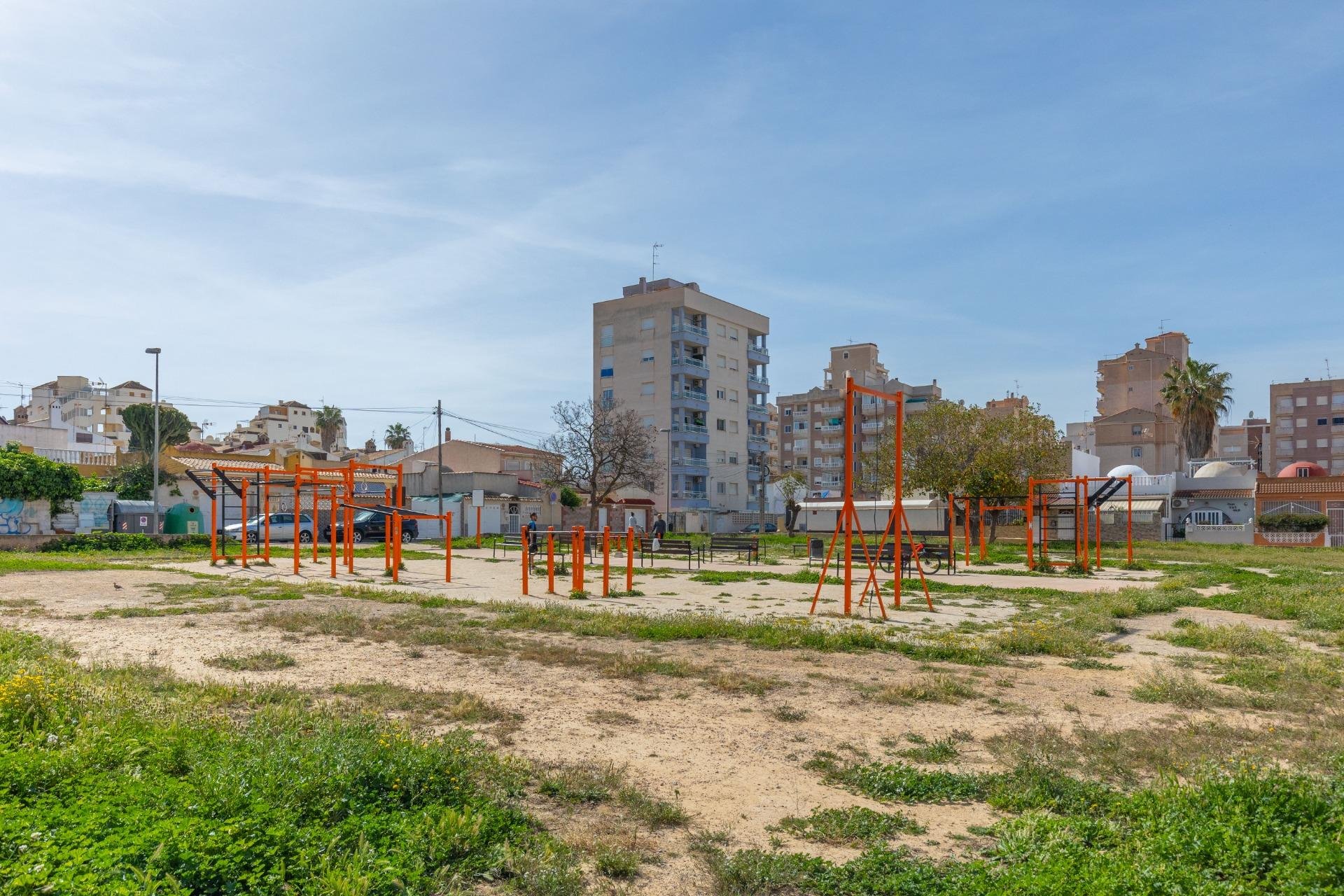 Resale - Apartment / flat - Torrevieja - Nueva Torrevieja