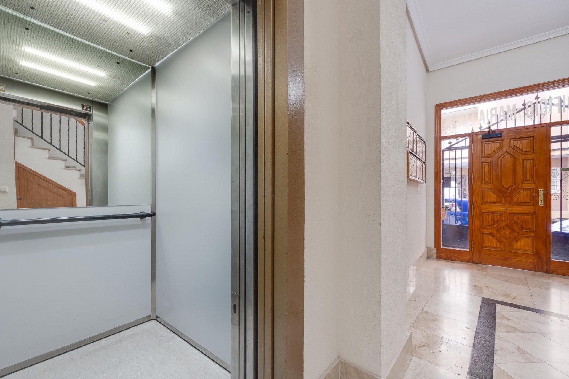 Resale - Apartment / flat - Torrevieja - Parque de Las Naciones