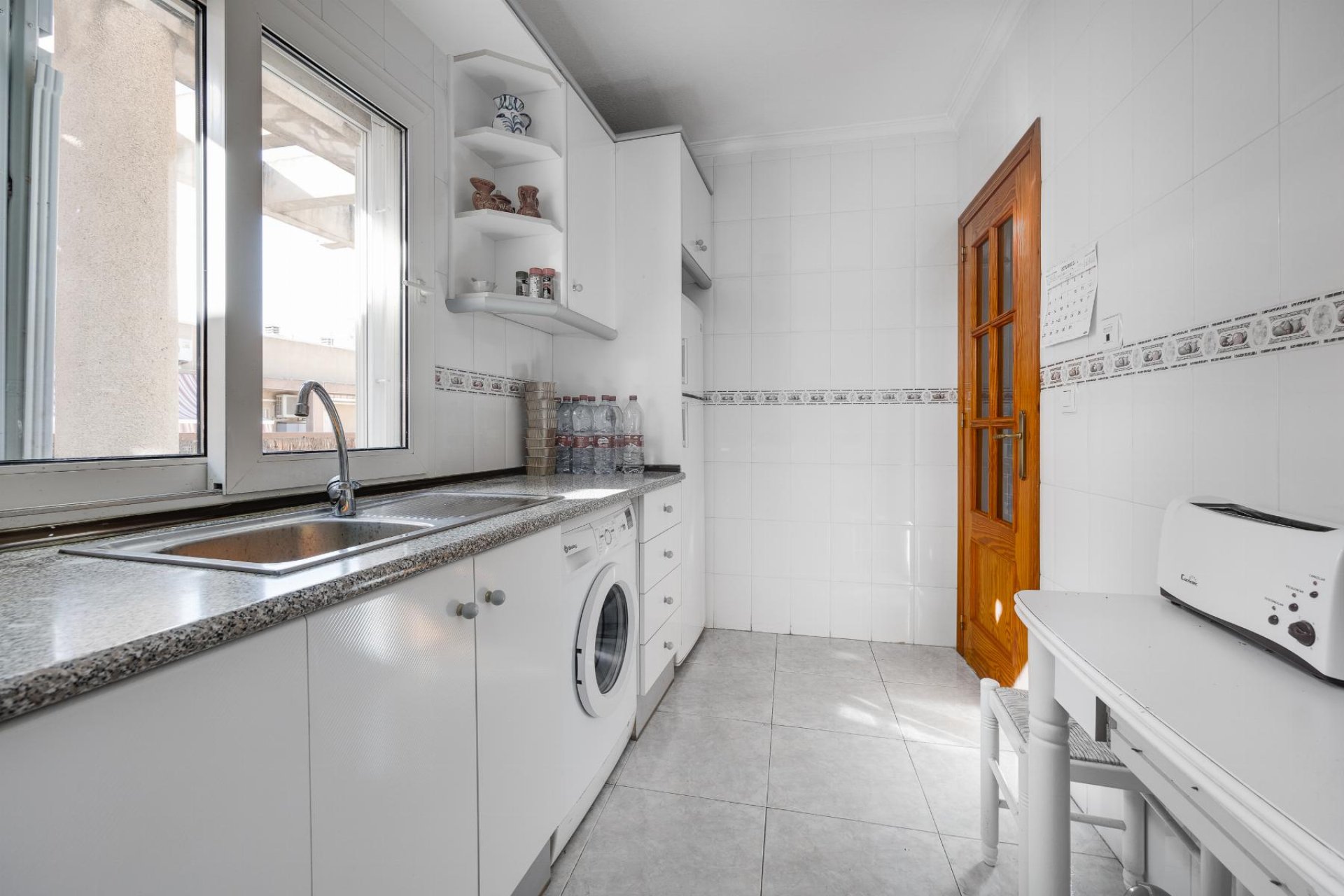 Resale - Apartment / flat - Torrevieja - Parque de Las Naciones