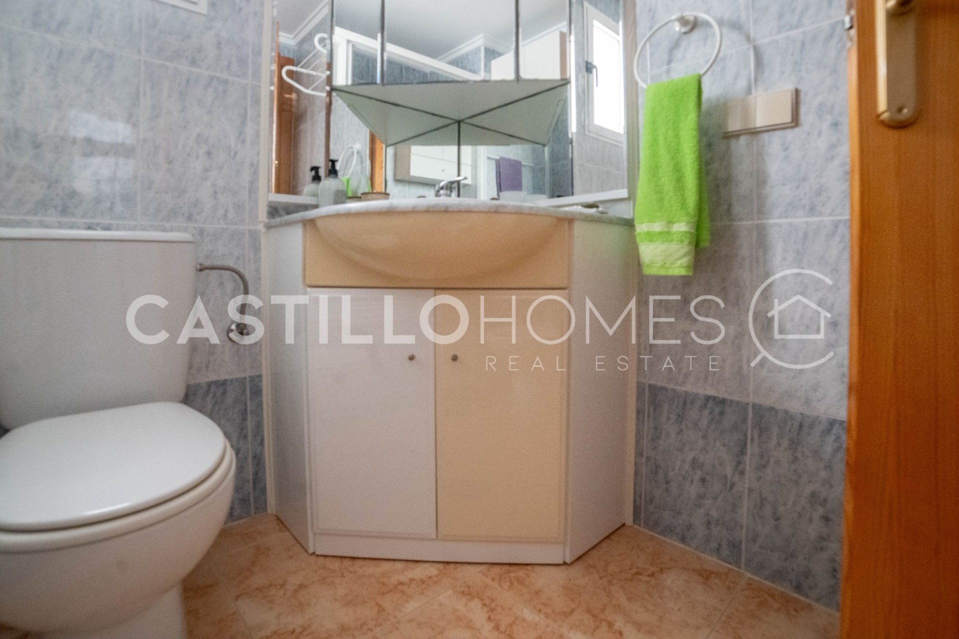 Resale - Apartment / flat - Torrevieja - Parque de Las Naciones