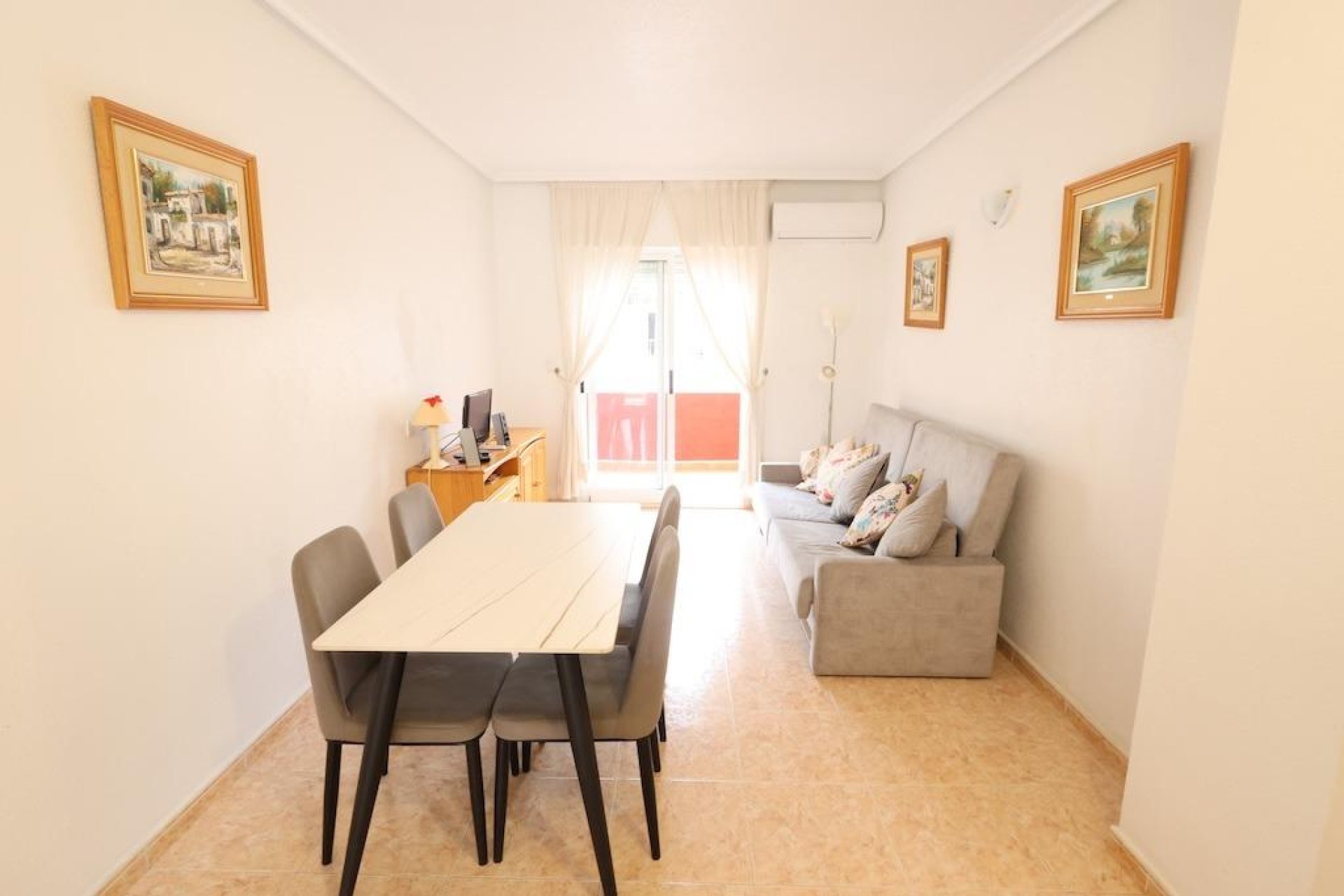 Resale - Apartment / flat - Torrevieja - Parque de las Naciones